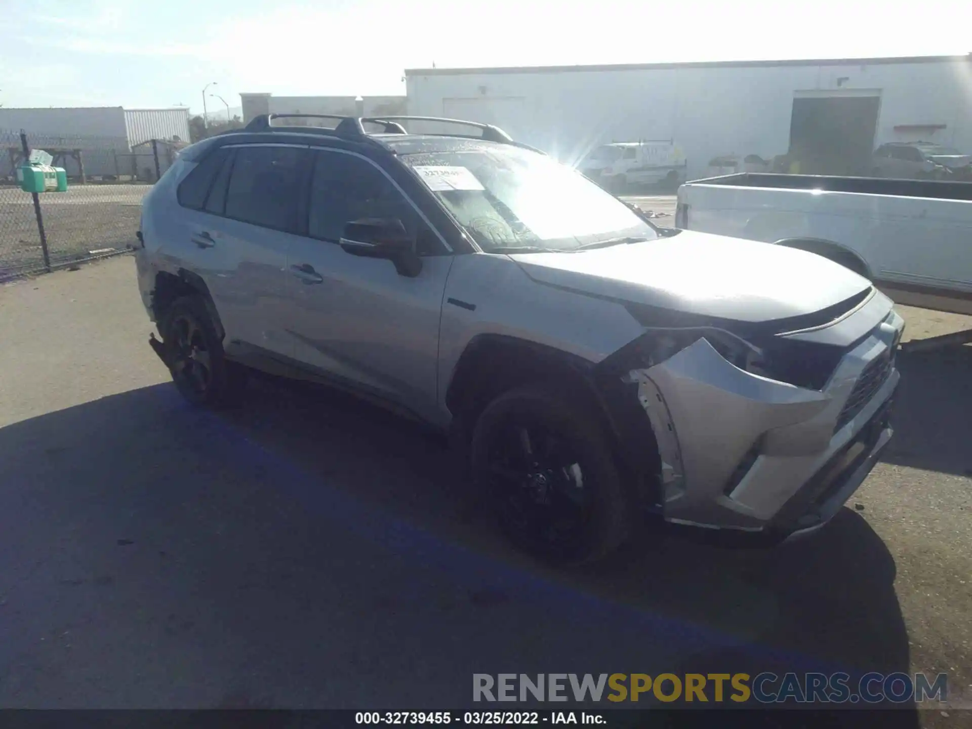 1 Фотография поврежденного автомобиля 2T3E6RFV9MW004612 TOYOTA RAV4 2021