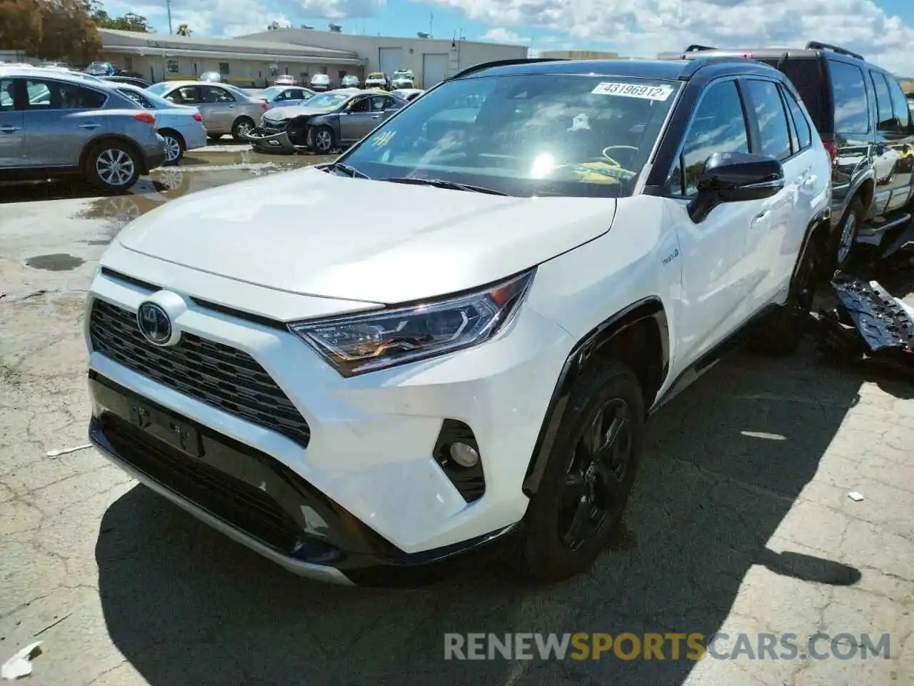 2 Photograph of a damaged car 2T3E6RFV9MW010992 TOYOTA RAV4 2021