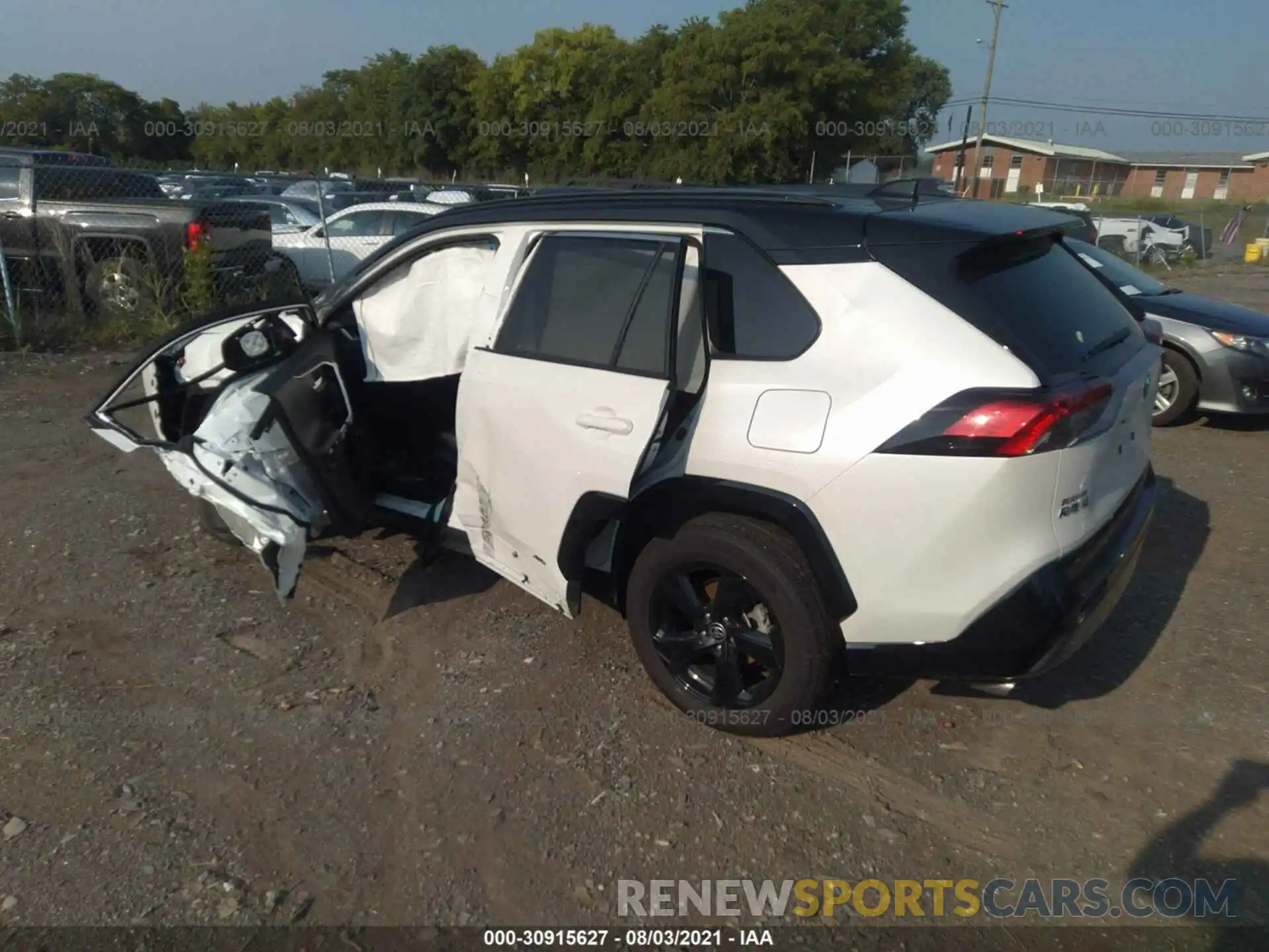 3 Photograph of a damaged car 2T3E6RFV9MW015125 TOYOTA RAV4 2021