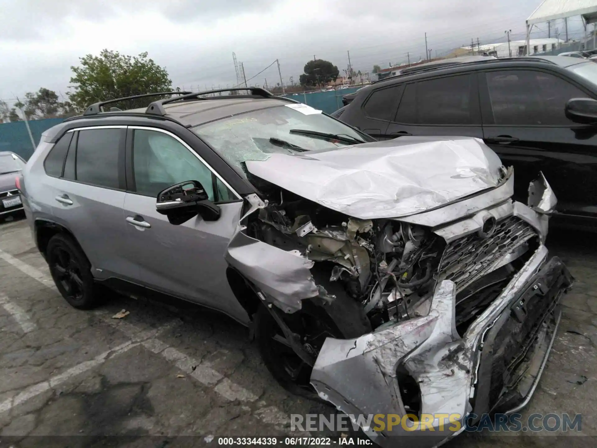 1 Photograph of a damaged car 2T3E6RFV9MW015464 TOYOTA RAV4 2021