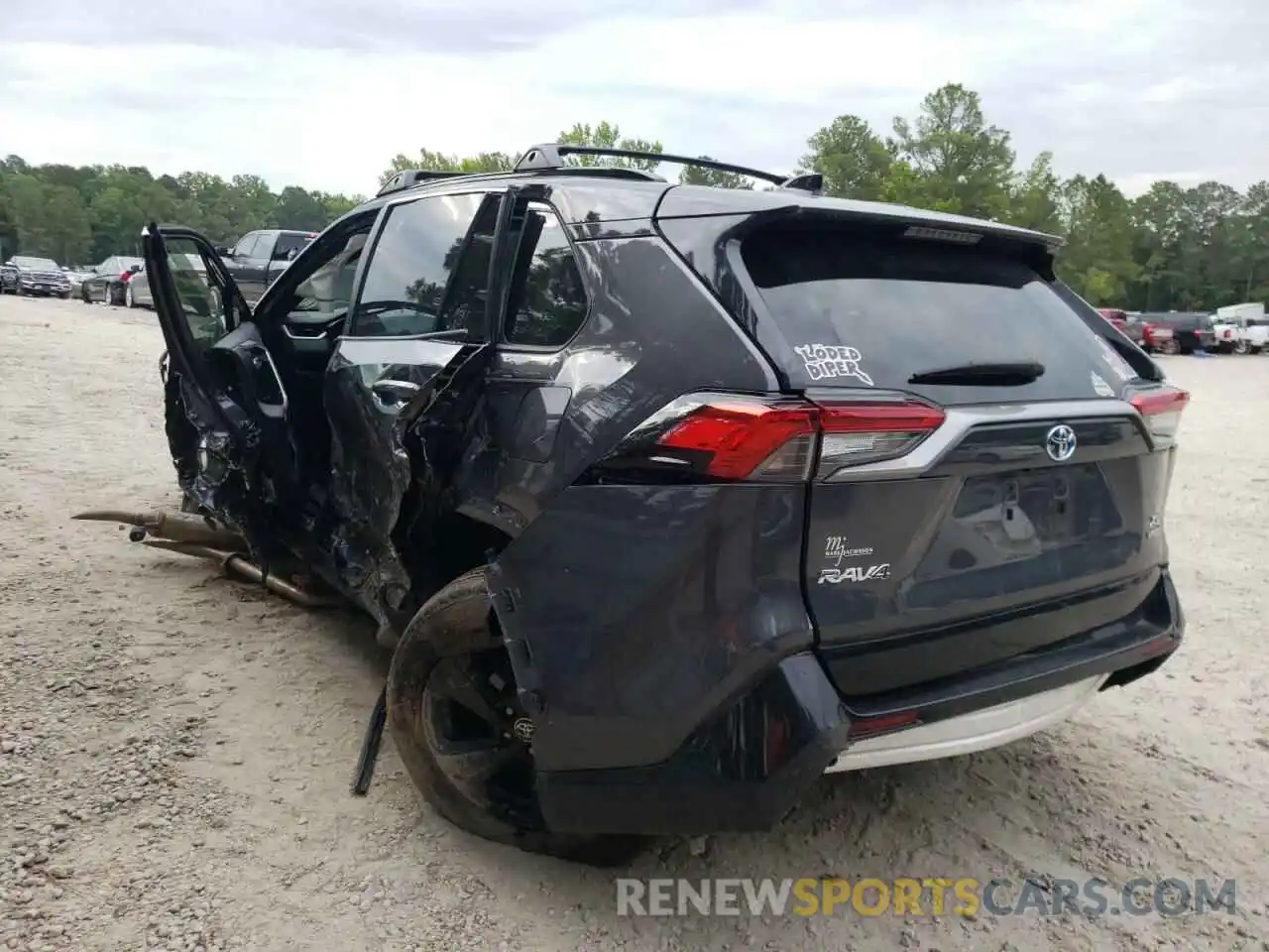 3 Photograph of a damaged car 2T3E6RFV9MW016713 TOYOTA RAV4 2021