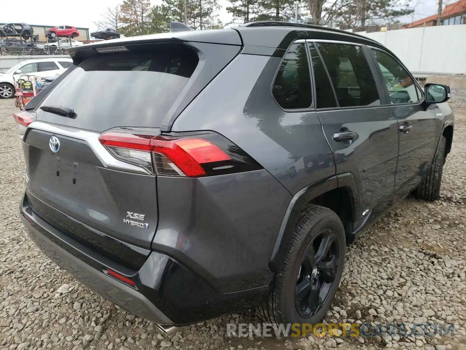 4 Photograph of a damaged car 2T3E6RFVXMW006109 TOYOTA RAV4 2021