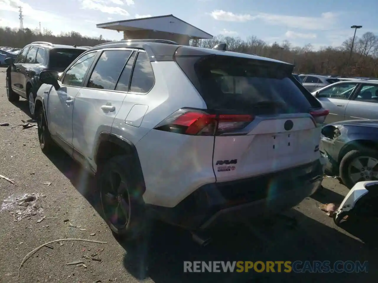 3 Photograph of a damaged car 2T3E6RFVXMW011360 TOYOTA RAV4 2021