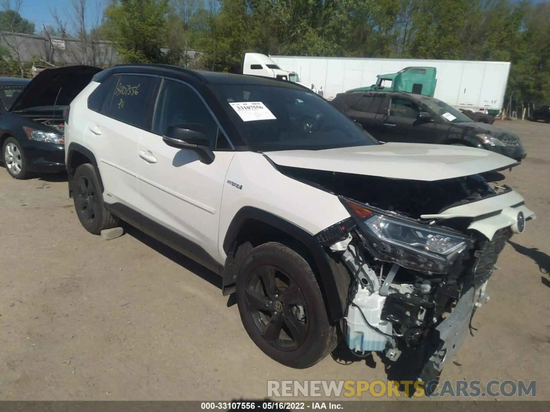 1 Photograph of a damaged car 2T3E6RFVXMW018941 TOYOTA RAV4 2021