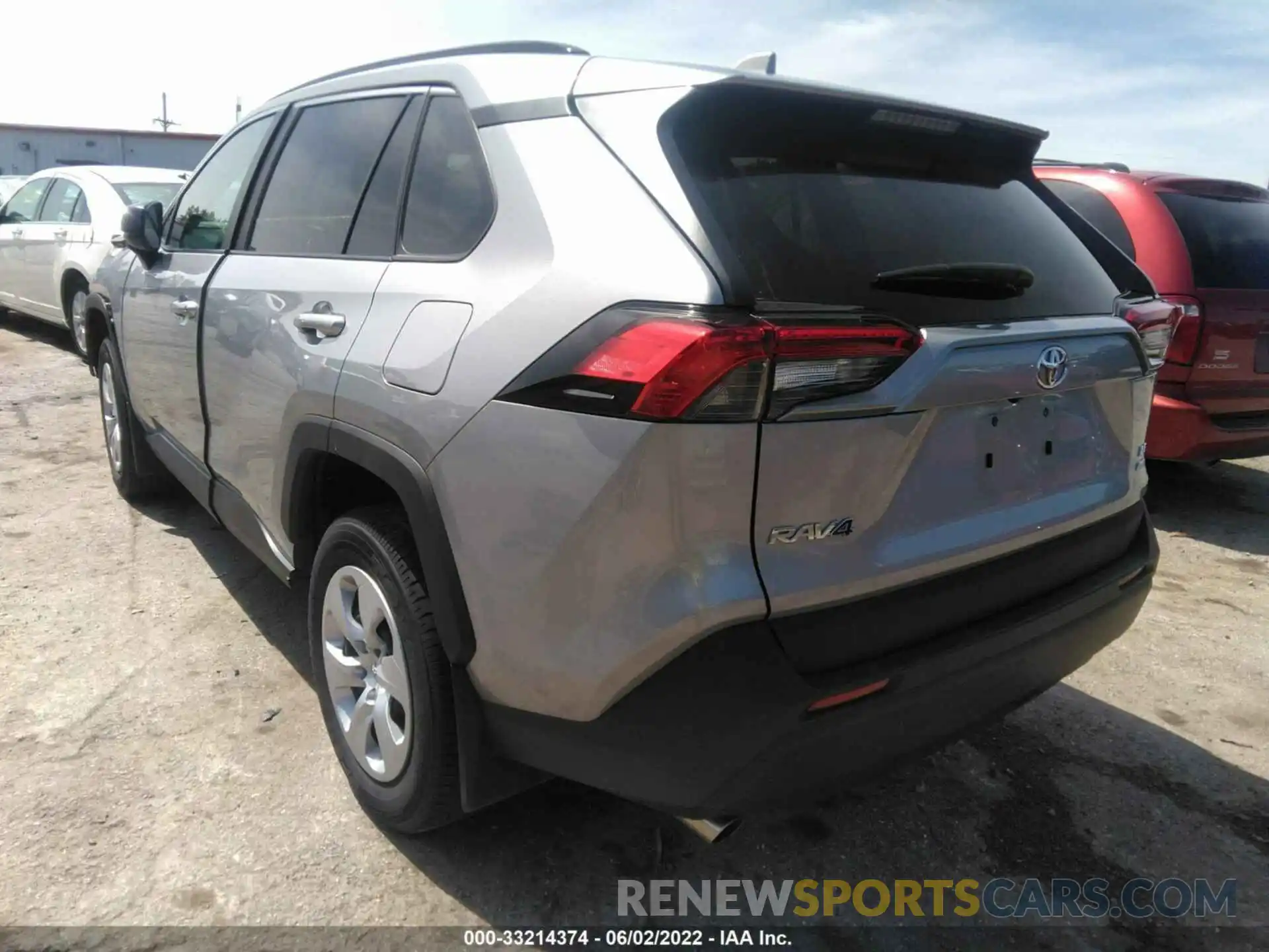 3 Photograph of a damaged car 2T3F1RFV0MC143323 TOYOTA RAV4 2021