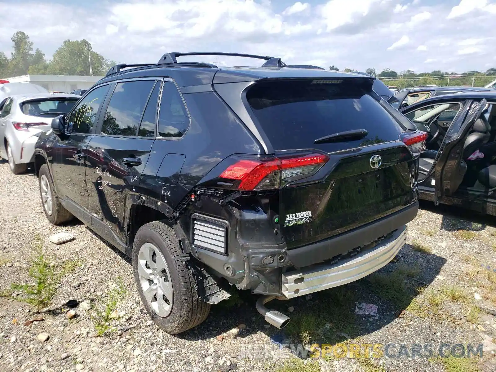 3 Фотография поврежденного автомобиля 2T3F1RFV0MC150563 TOYOTA RAV4 2021