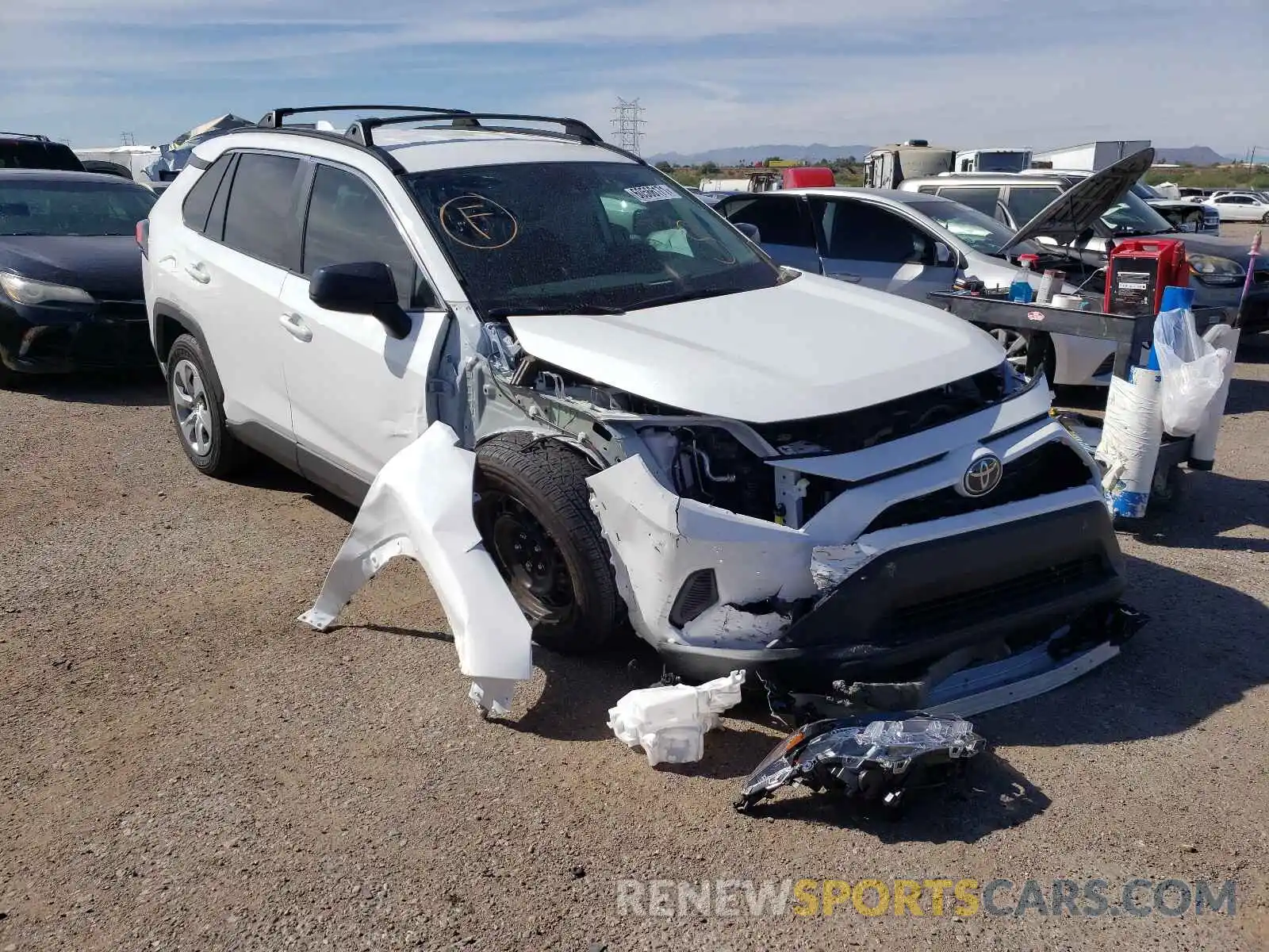 1 Photograph of a damaged car 2T3F1RFV0MC164592 TOYOTA RAV4 2021