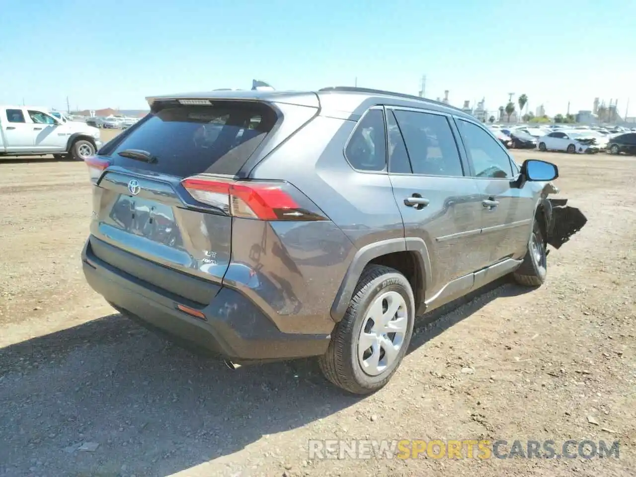 4 Photograph of a damaged car 2T3F1RFV0MC175009 TOYOTA RAV4 2021