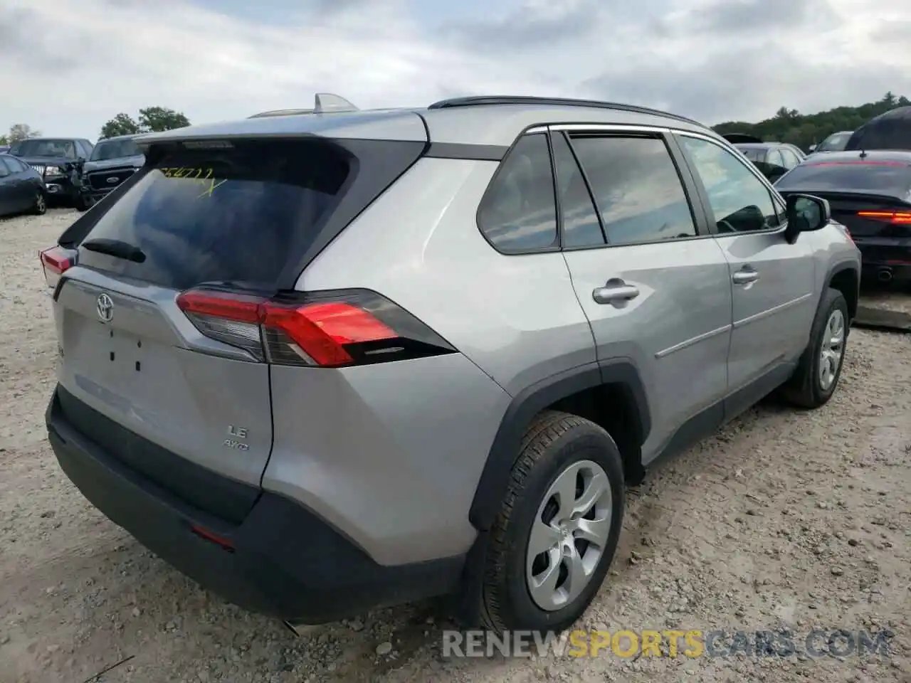 4 Photograph of a damaged car 2T3F1RFV0MC191887 TOYOTA RAV4 2021