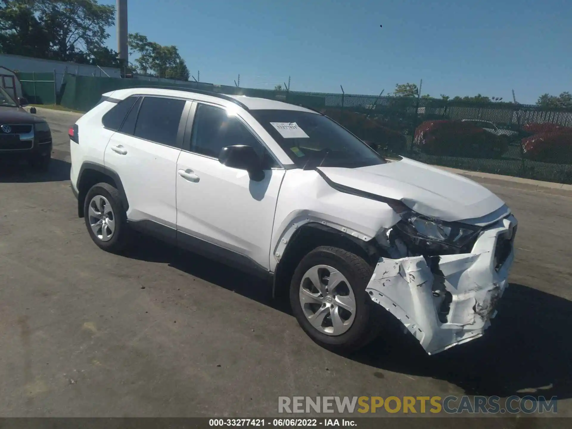 1 Photograph of a damaged car 2T3F1RFV0MC200149 TOYOTA RAV4 2021