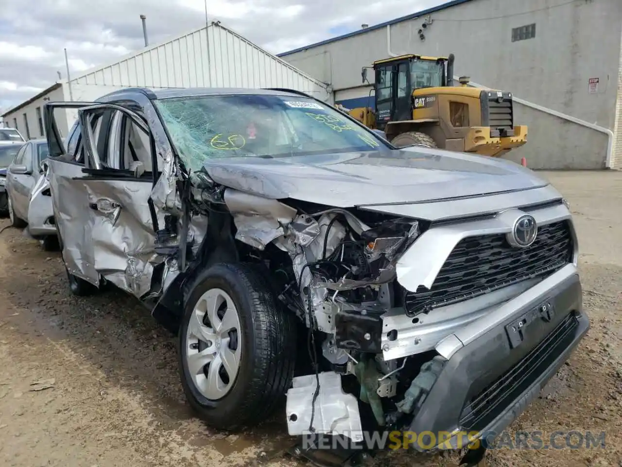 1 Photograph of a damaged car 2T3F1RFV0MC219204 TOYOTA RAV4 2021