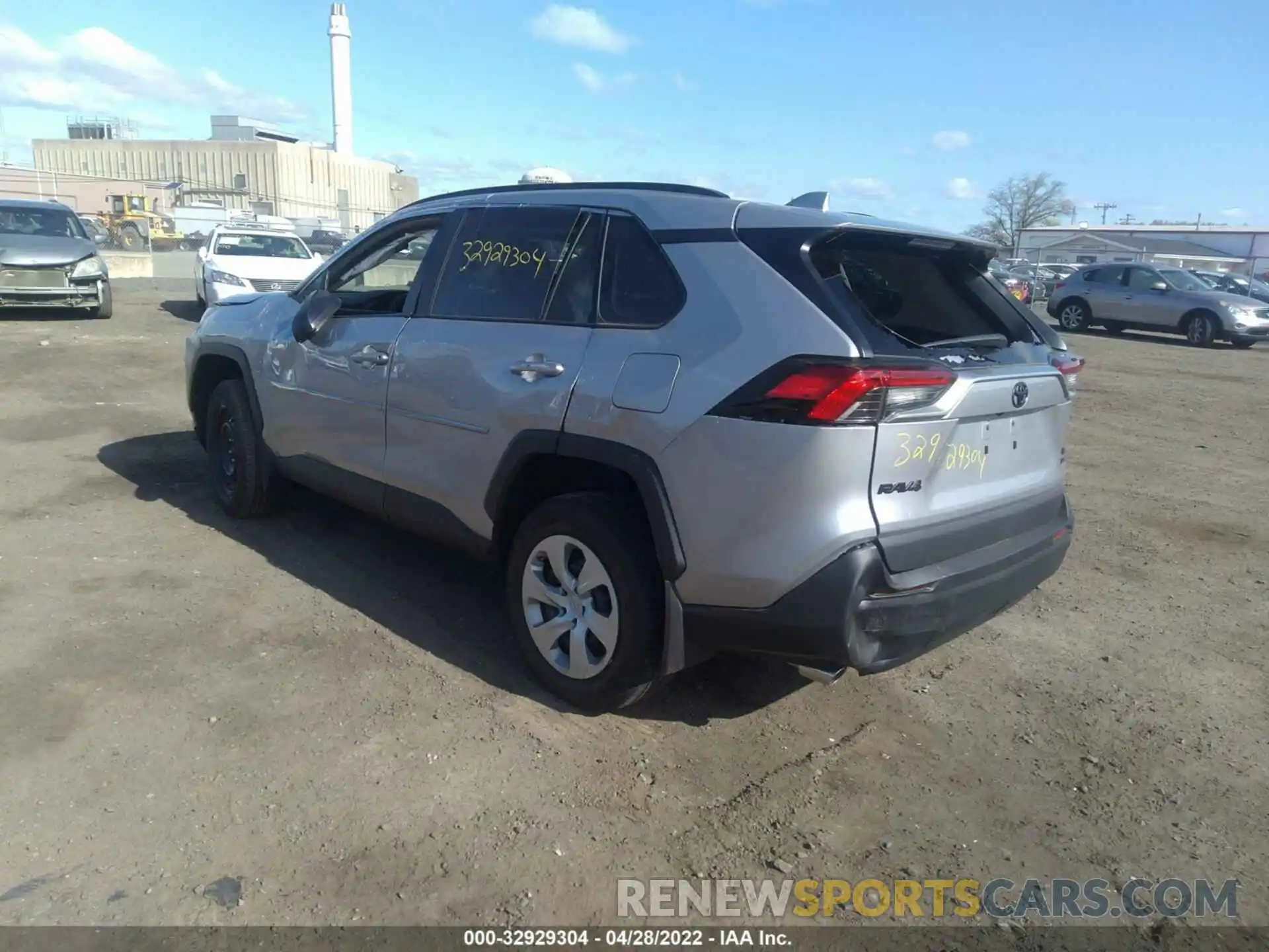 3 Photograph of a damaged car 2T3F1RFV0MC235063 TOYOTA RAV4 2021