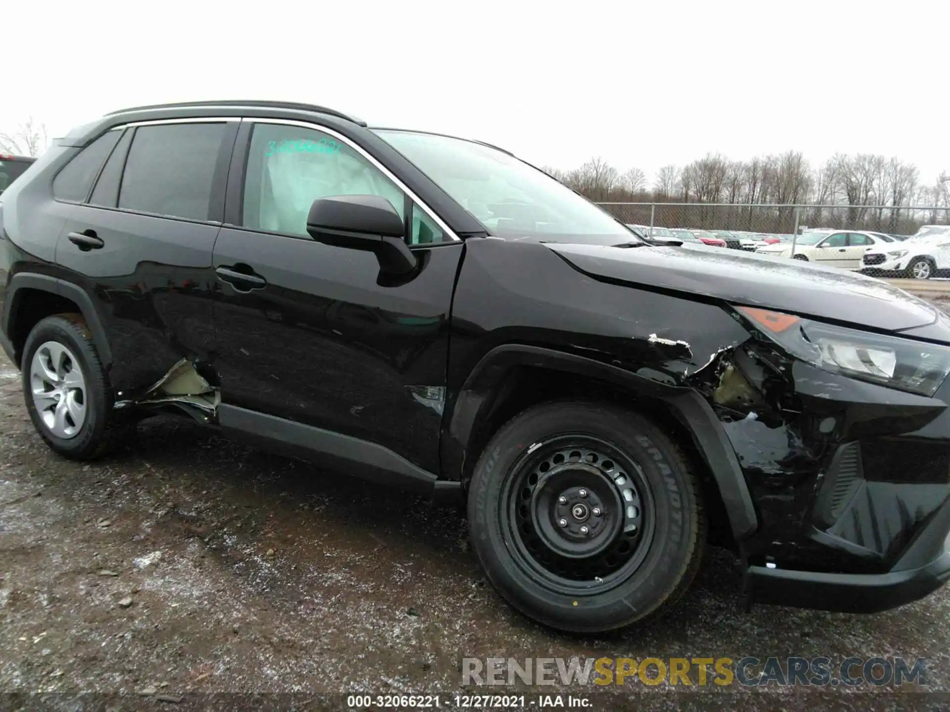 6 Photograph of a damaged car 2T3F1RFV0MC249089 TOYOTA RAV4 2021