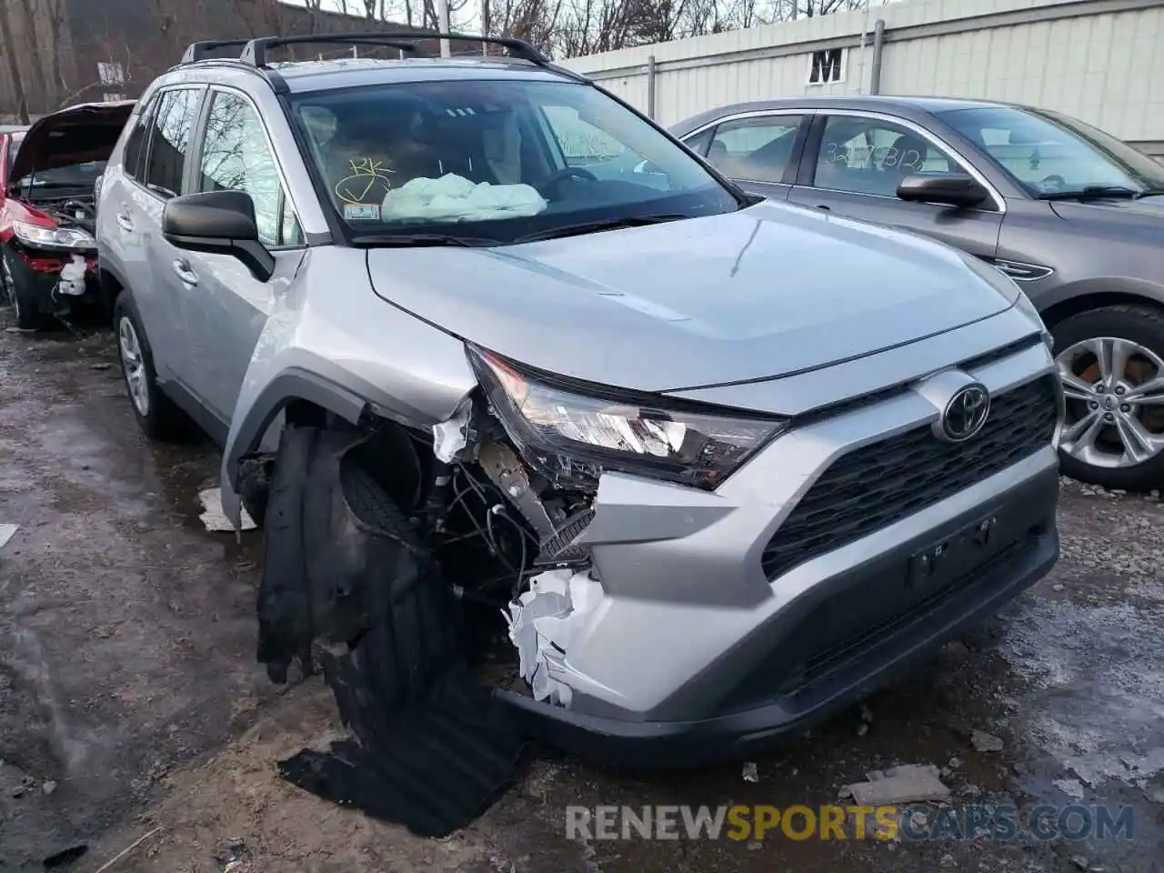 1 Photograph of a damaged car 2T3F1RFV0MW179494 TOYOTA RAV4 2021