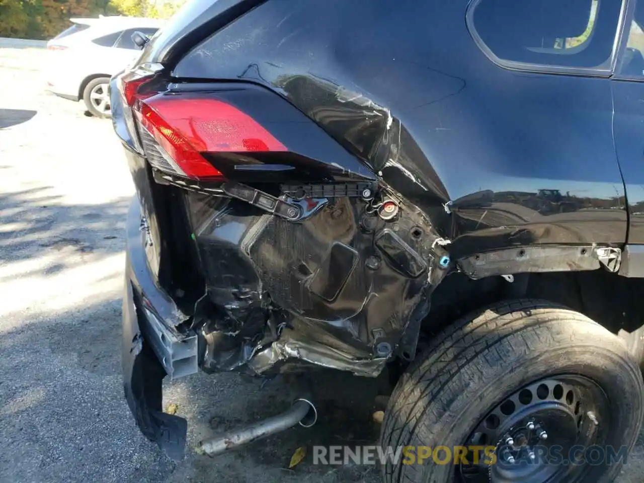 9 Photograph of a damaged car 2T3F1RFV0MW195792 TOYOTA RAV4 2021