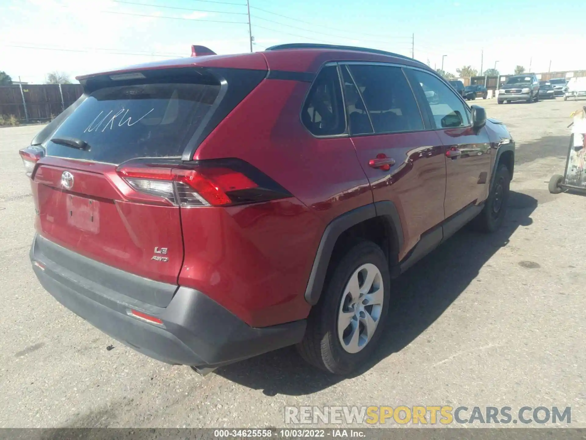 4 Photograph of a damaged car 2T3F1RFV0MW201056 TOYOTA RAV4 2021