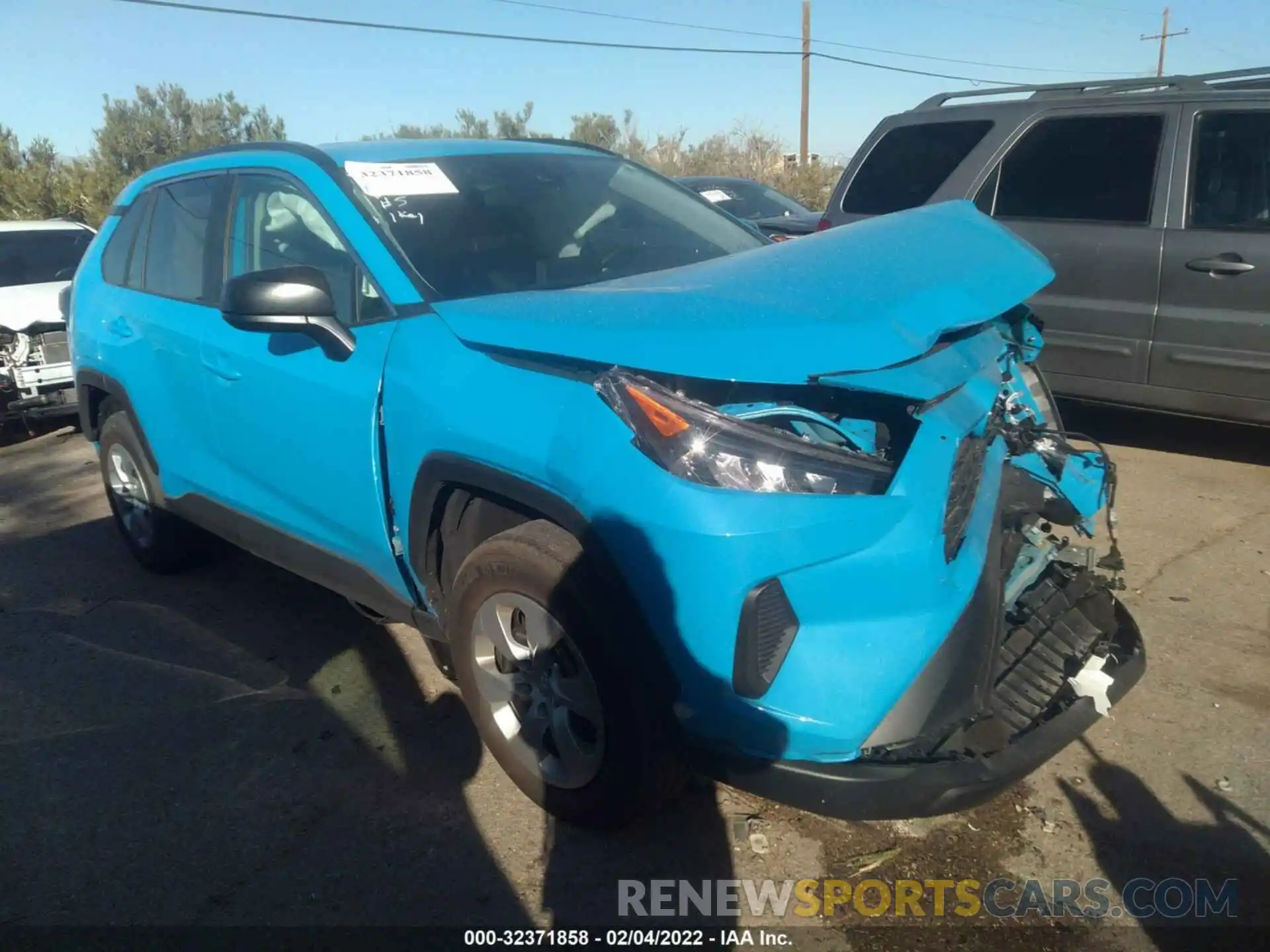 1 Photograph of a damaged car 2T3F1RFV0MW230203 TOYOTA RAV4 2021