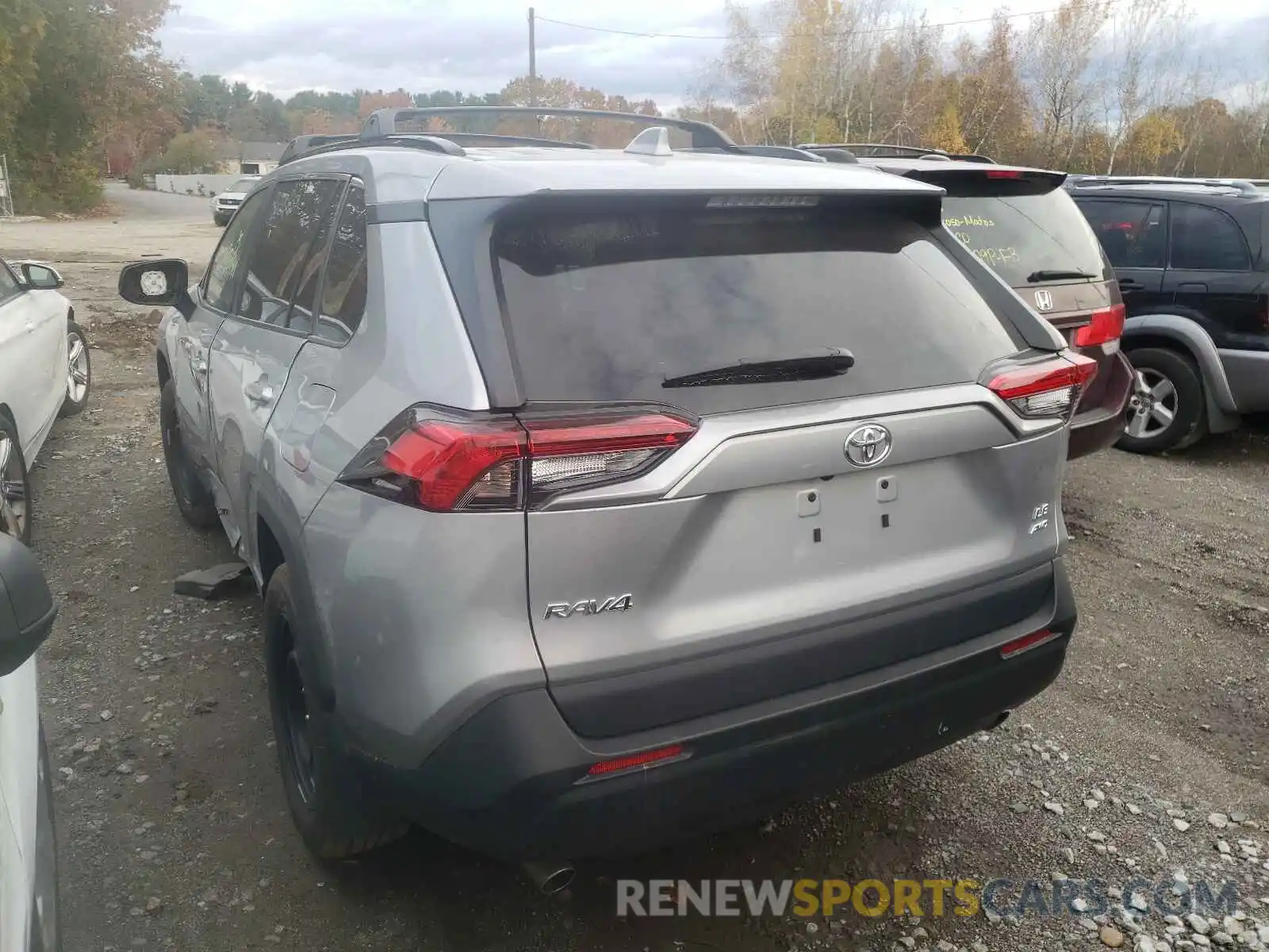 3 Photograph of a damaged car 2T3F1RFV1MC152631 TOYOTA RAV4 2021