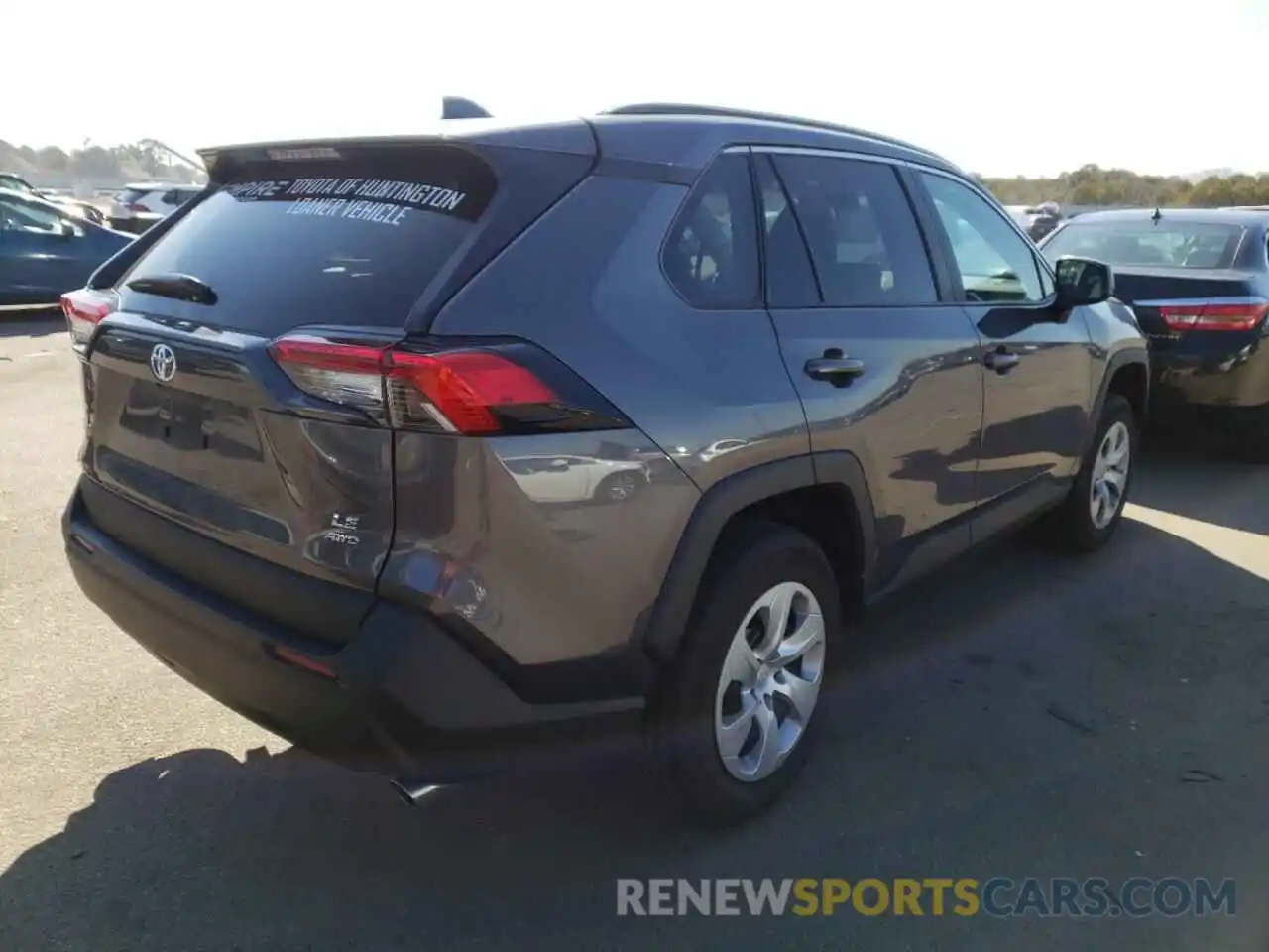 4 Photograph of a damaged car 2T3F1RFV1MC191378 TOYOTA RAV4 2021