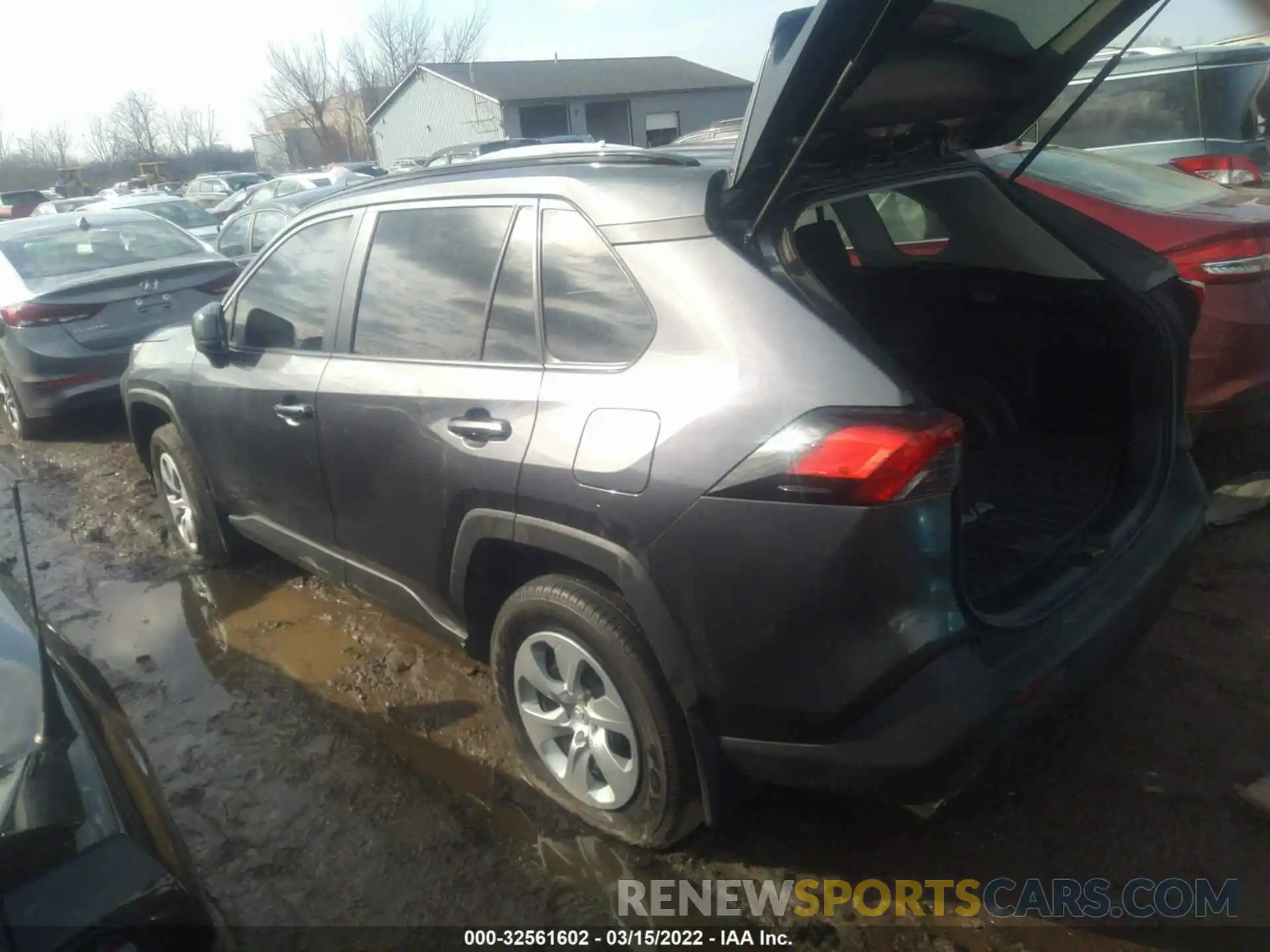 3 Фотография поврежденного автомобиля 2T3F1RFV1MC218224 TOYOTA RAV4 2021