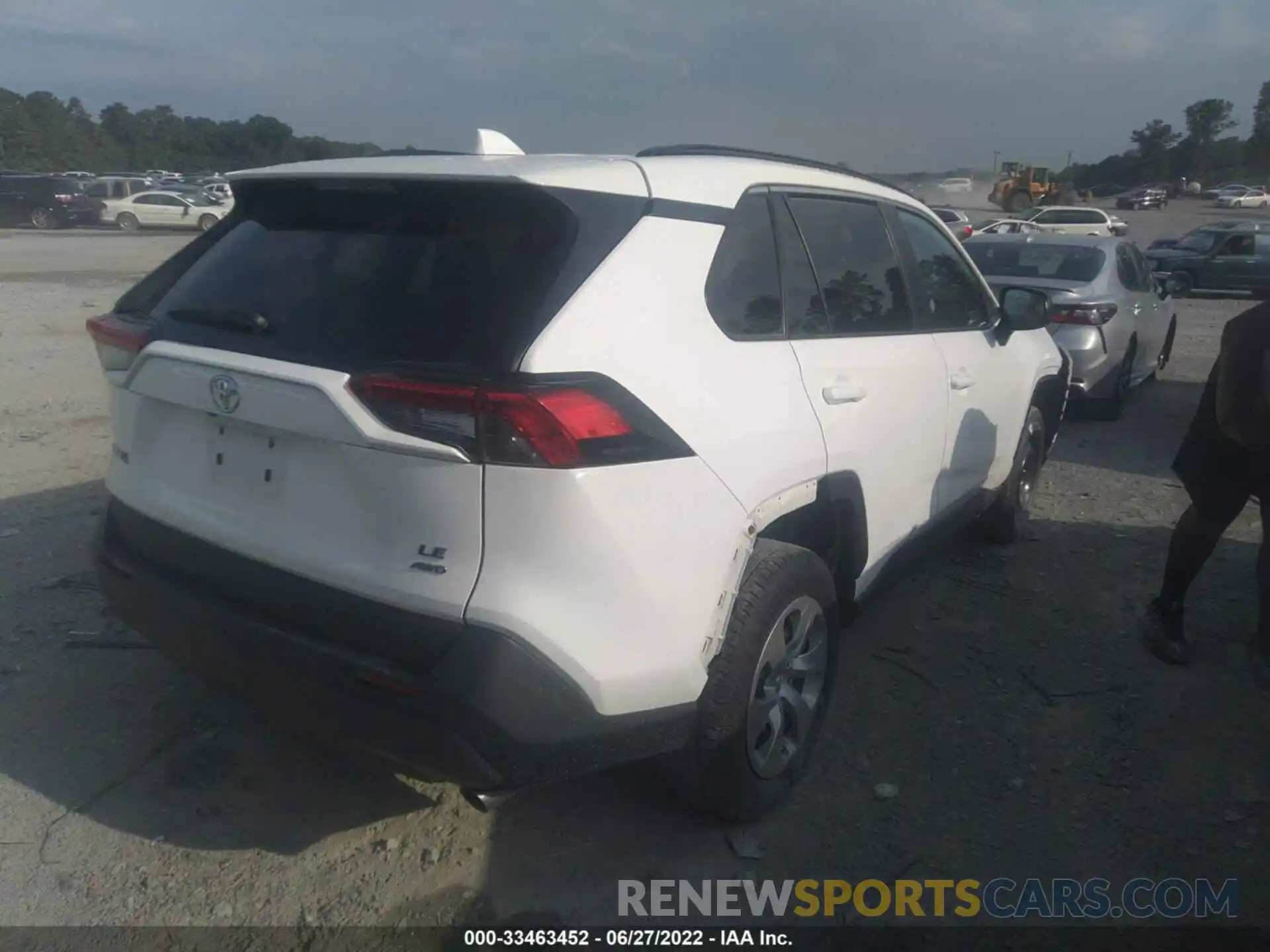 4 Photograph of a damaged car 2T3F1RFV1MW175146 TOYOTA RAV4 2021