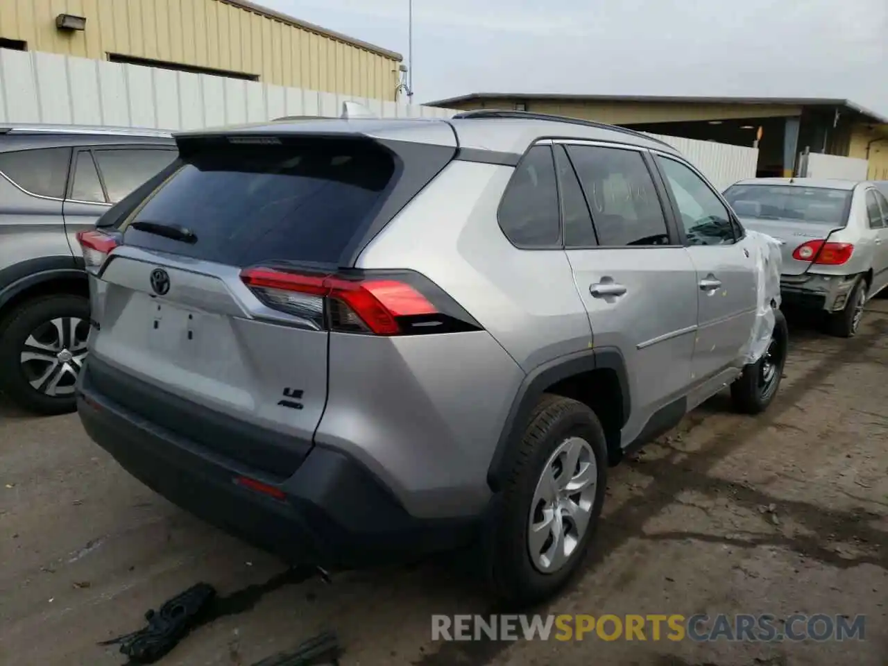 4 Photograph of a damaged car 2T3F1RFV1MW176443 TOYOTA RAV4 2021