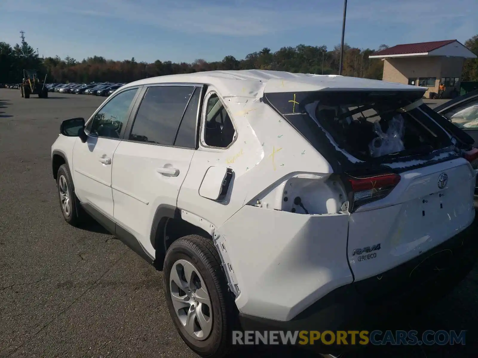 3 Photograph of a damaged car 2T3F1RFV1MW197373 TOYOTA RAV4 2021