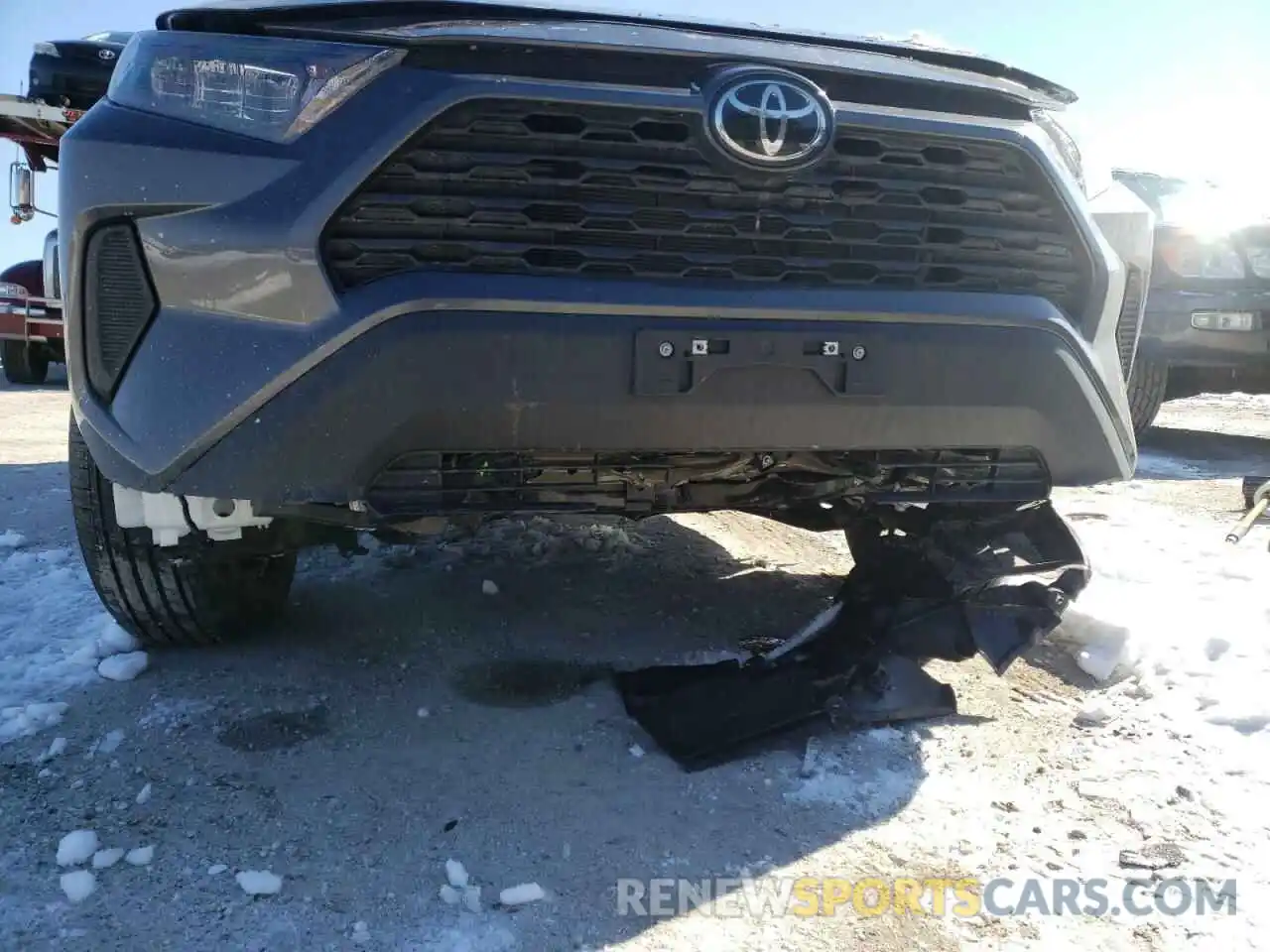 9 Photograph of a damaged car 2T3F1RFV1MW223941 TOYOTA RAV4 2021