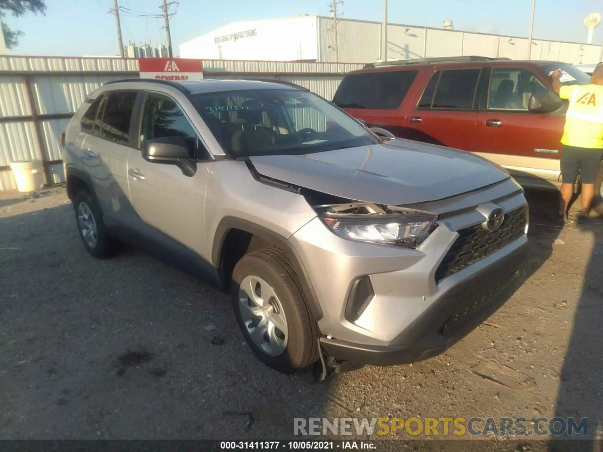 1 Photograph of a damaged car 2T3F1RFV2MW183725 TOYOTA RAV4 2021