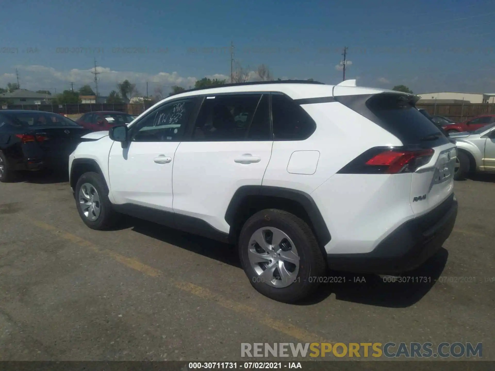 3 Photograph of a damaged car 2T3F1RFV2MW203942 TOYOTA RAV4 2021