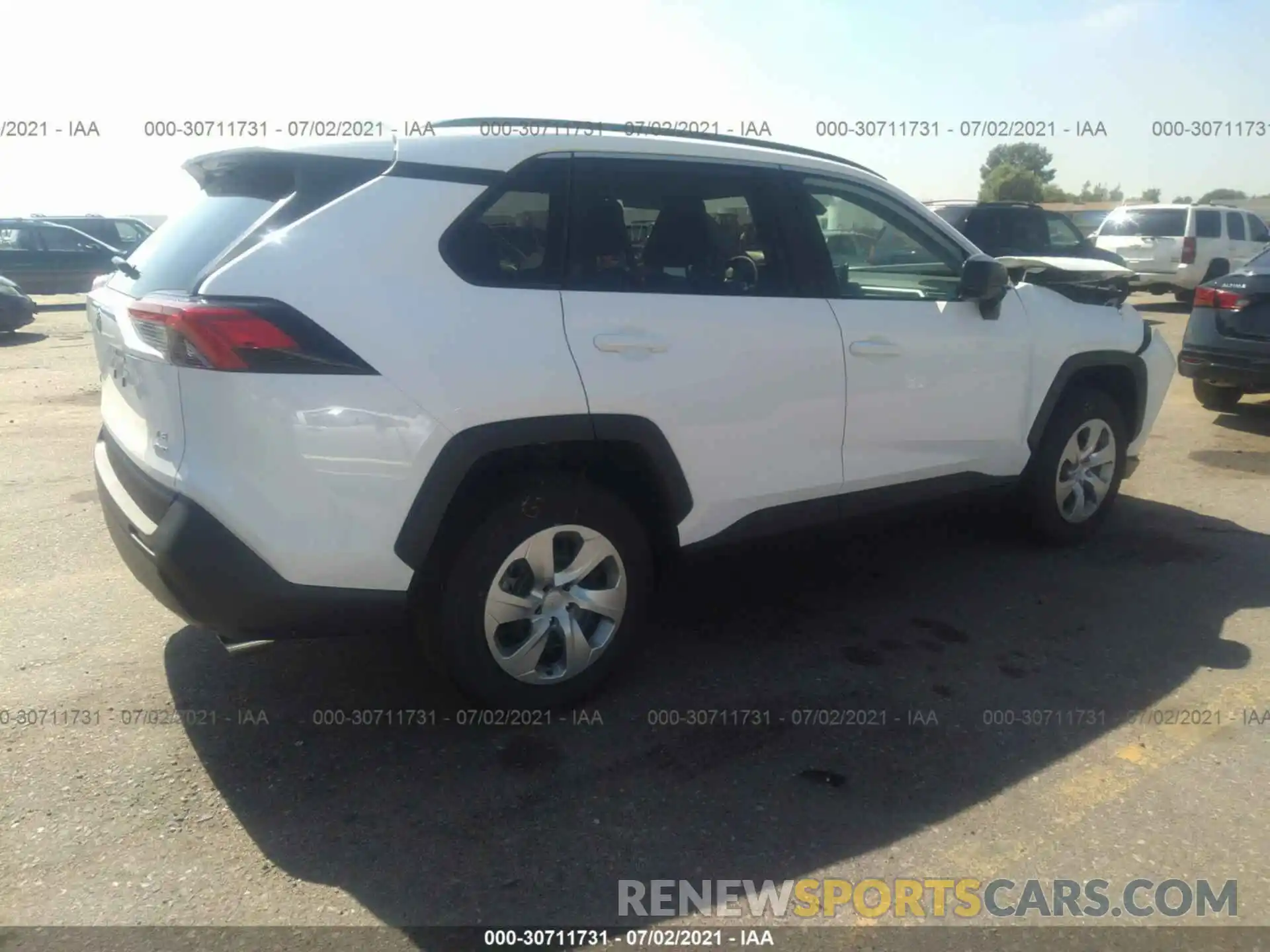 4 Photograph of a damaged car 2T3F1RFV2MW203942 TOYOTA RAV4 2021