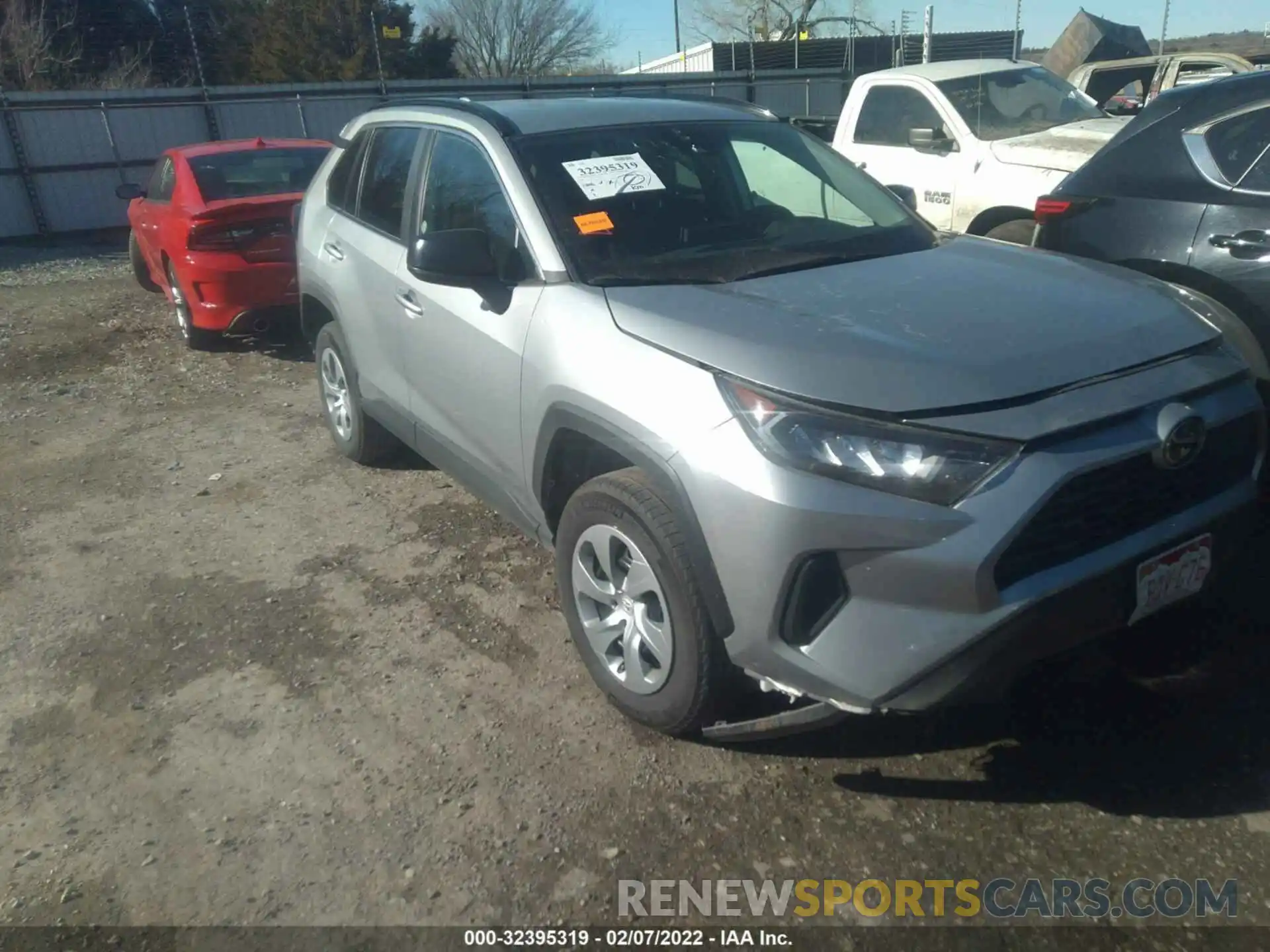 1 Photograph of a damaged car 2T3F1RFV2MW206324 TOYOTA RAV4 2021