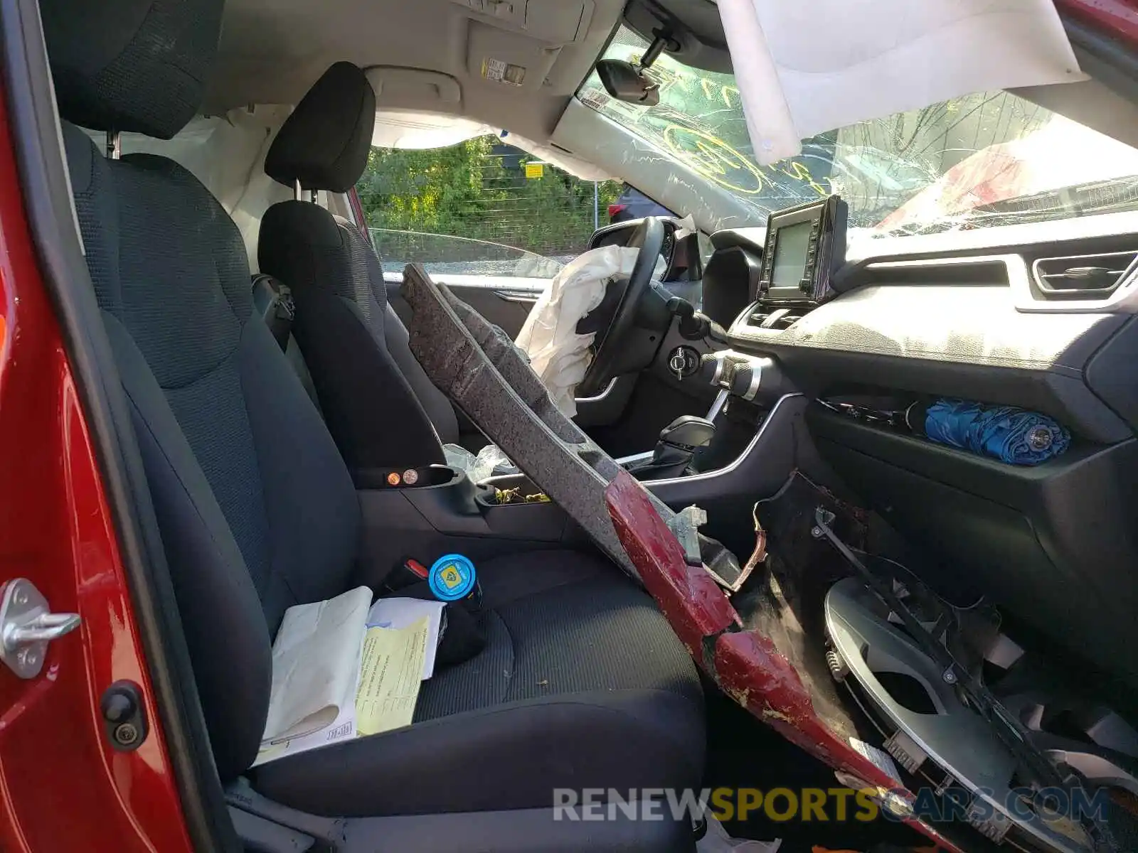 5 Photograph of a damaged car 2T3F1RFV3KW050419 TOYOTA RAV4 2021