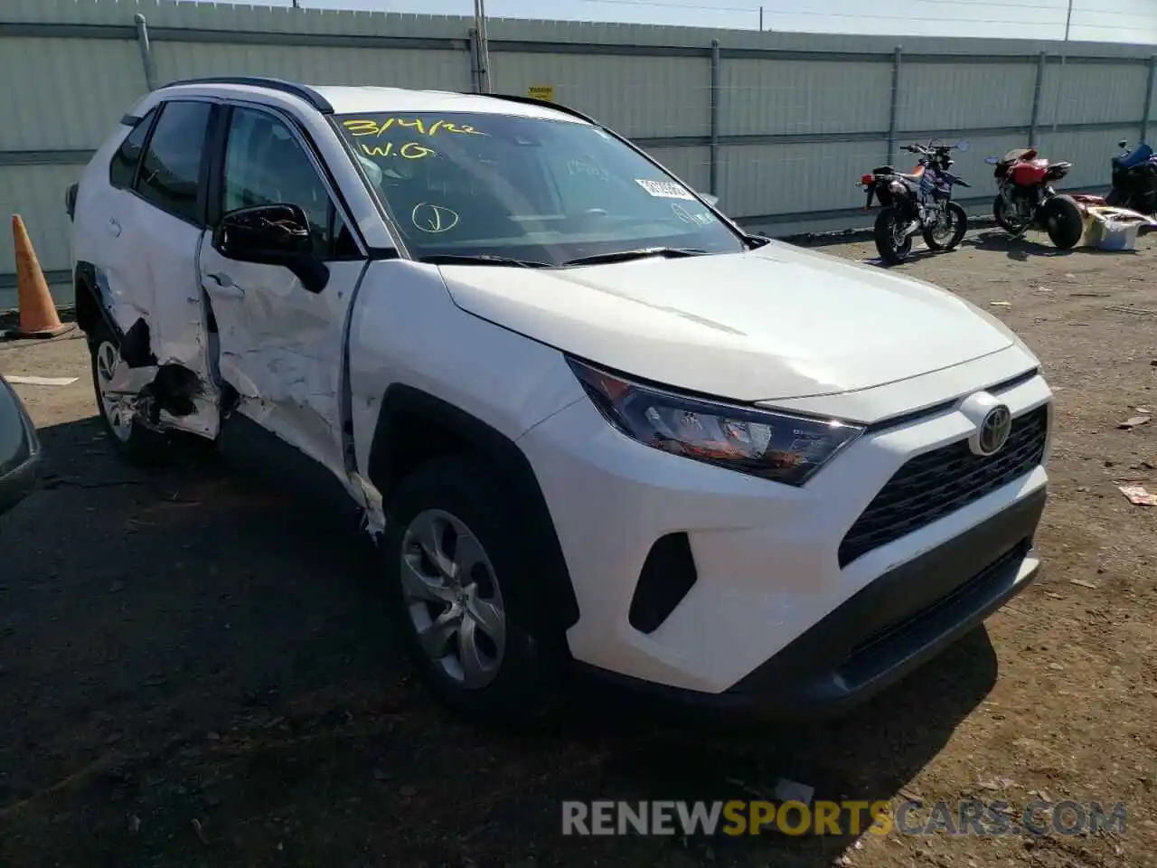 1 Photograph of a damaged car 2T3F1RFV3MC143039 TOYOTA RAV4 2021