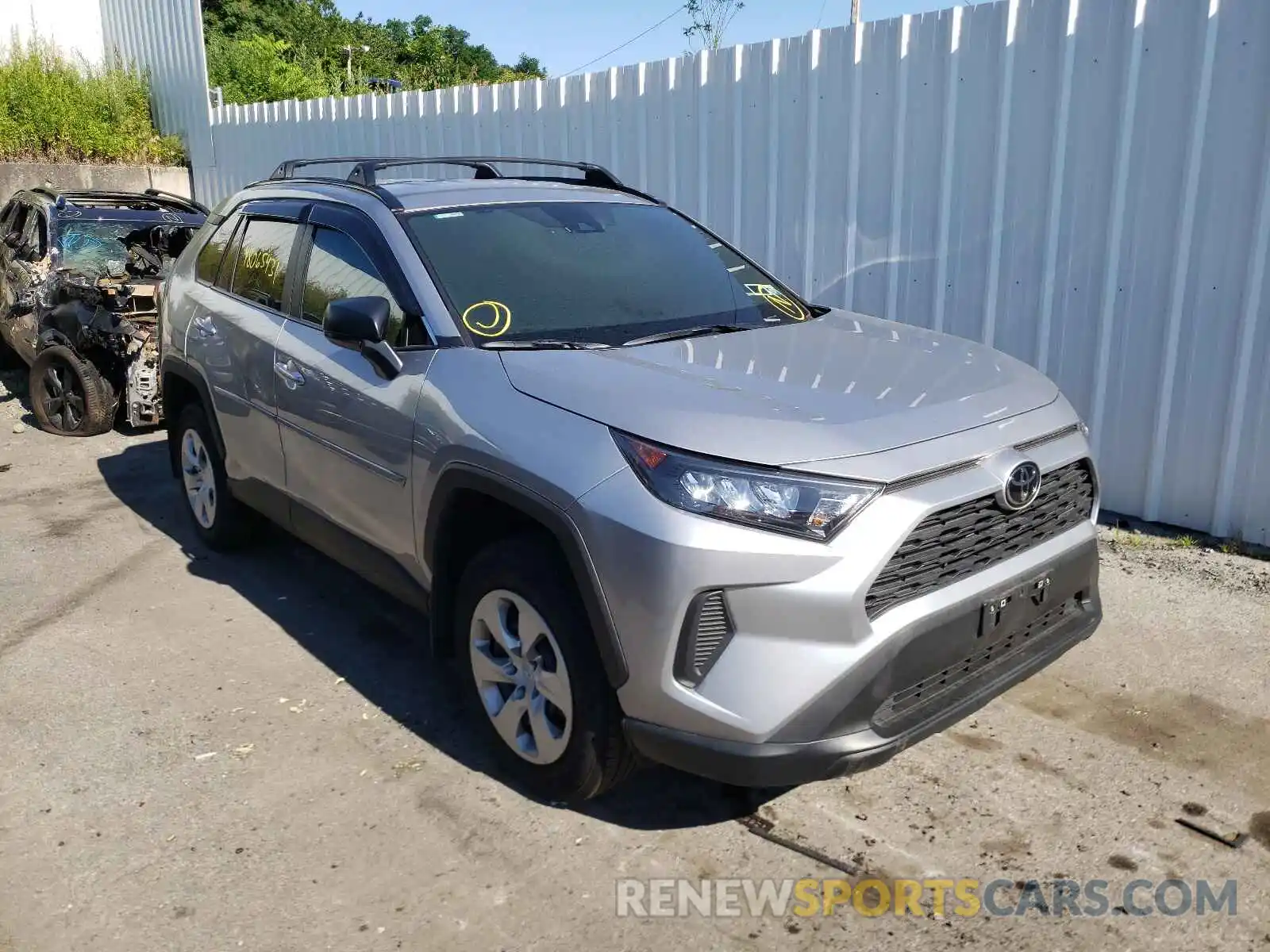 1 Photograph of a damaged car 2T3F1RFV3MC150525 TOYOTA RAV4 2021