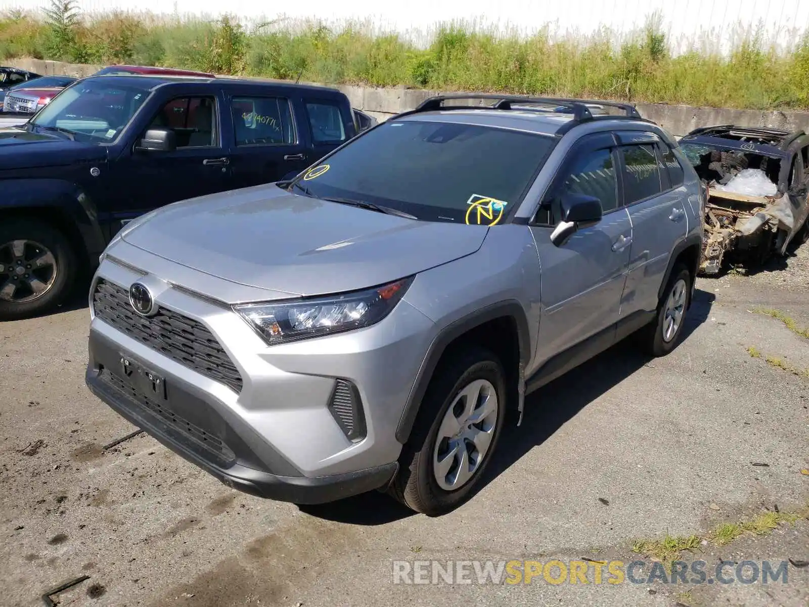 2 Photograph of a damaged car 2T3F1RFV3MC150525 TOYOTA RAV4 2021