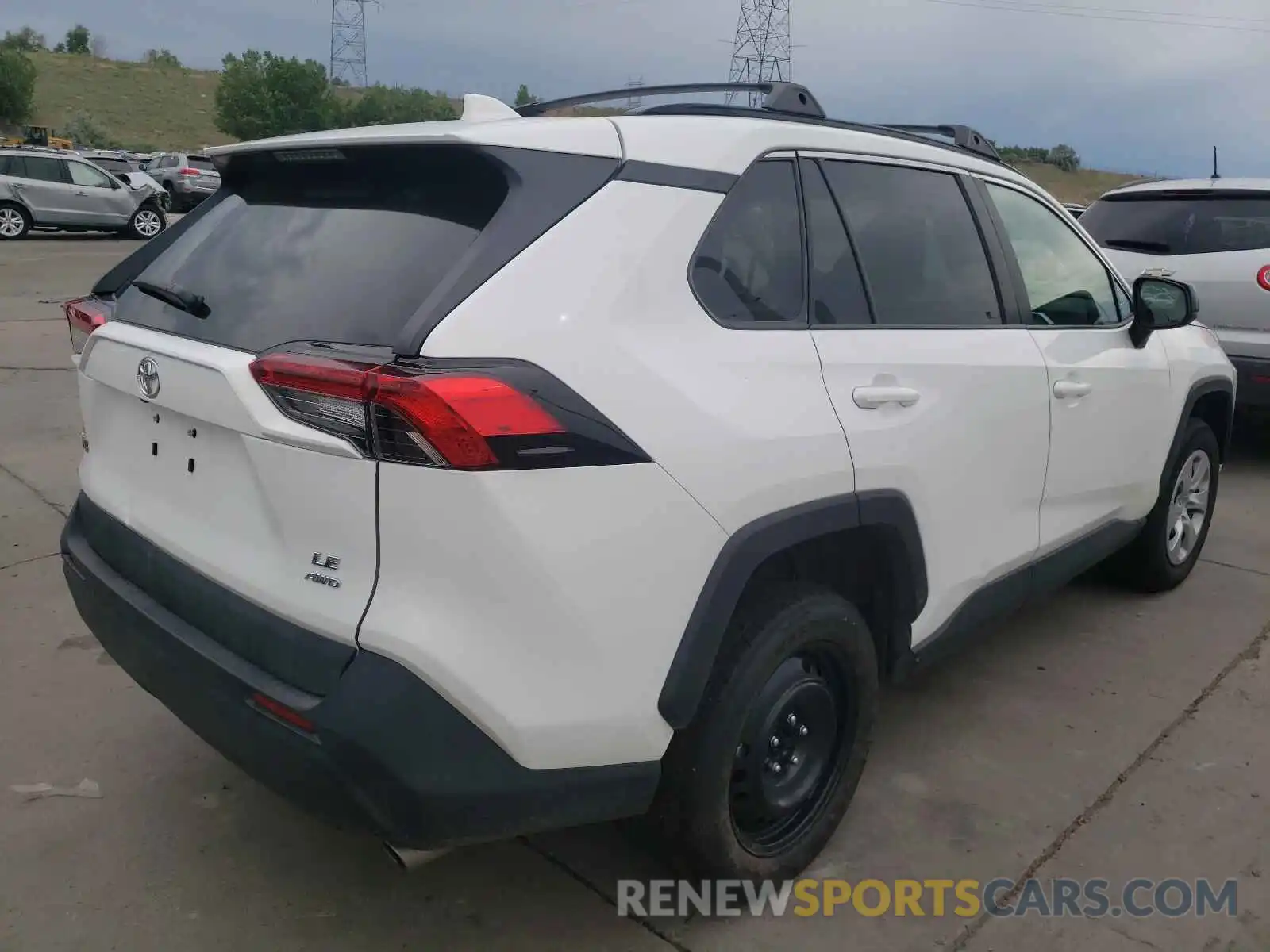 4 Photograph of a damaged car 2T3F1RFV3MC161055 TOYOTA RAV4 2021