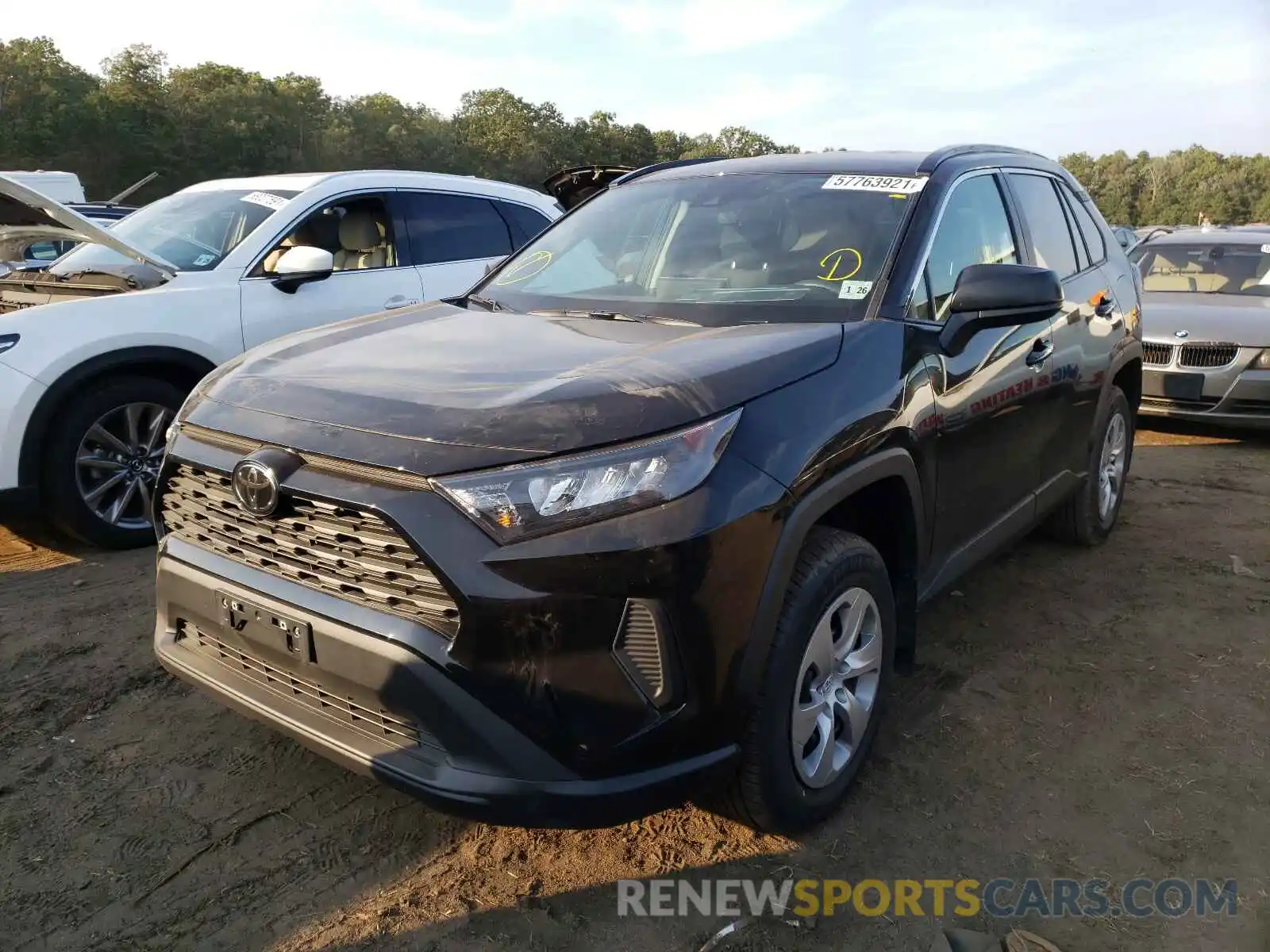 2 Photograph of a damaged car 2T3F1RFV3MC170080 TOYOTA RAV4 2021