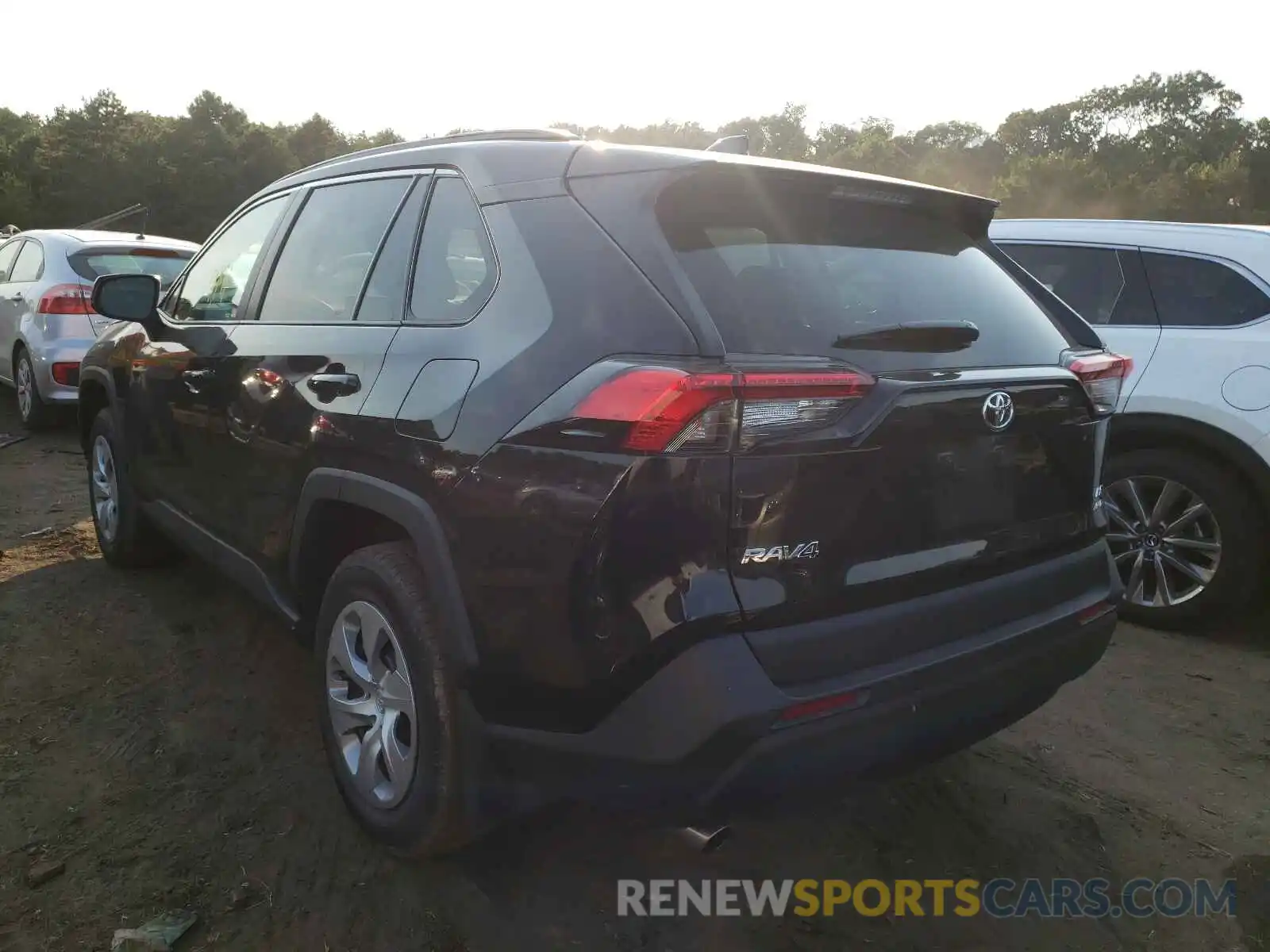 3 Photograph of a damaged car 2T3F1RFV3MC170080 TOYOTA RAV4 2021