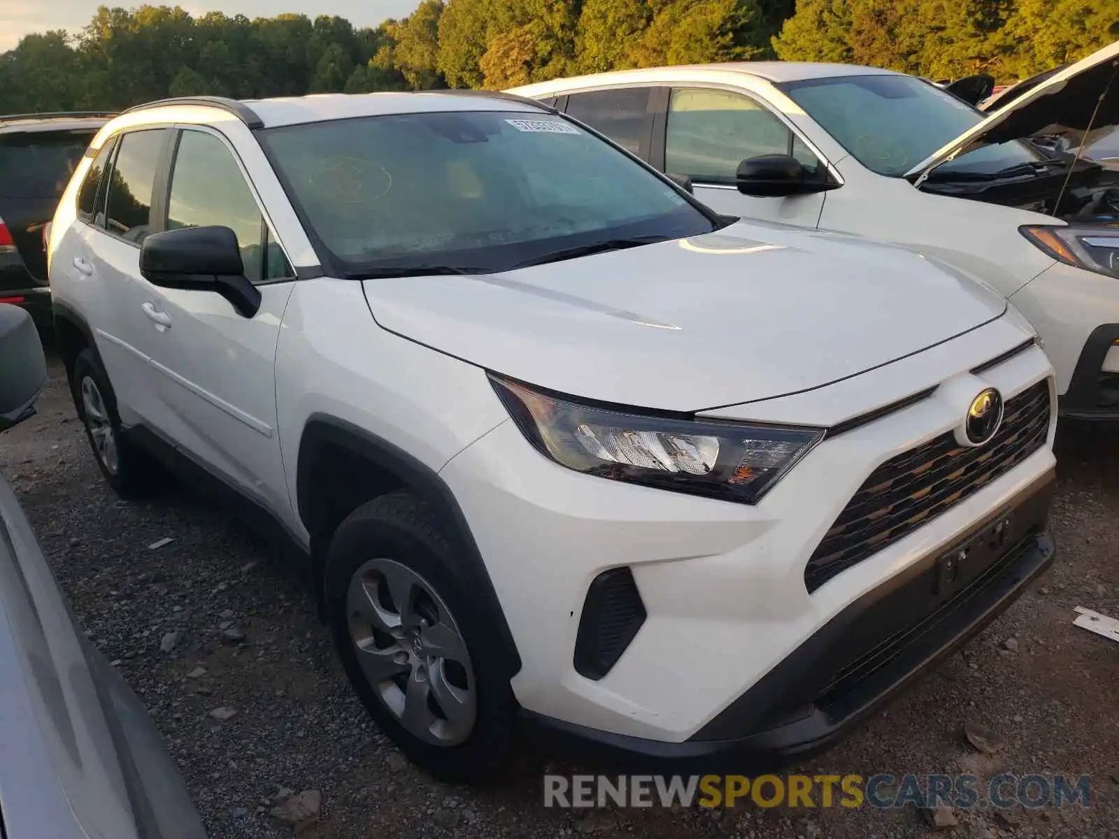 1 Photograph of a damaged car 2T3F1RFV3MC183072 TOYOTA RAV4 2021