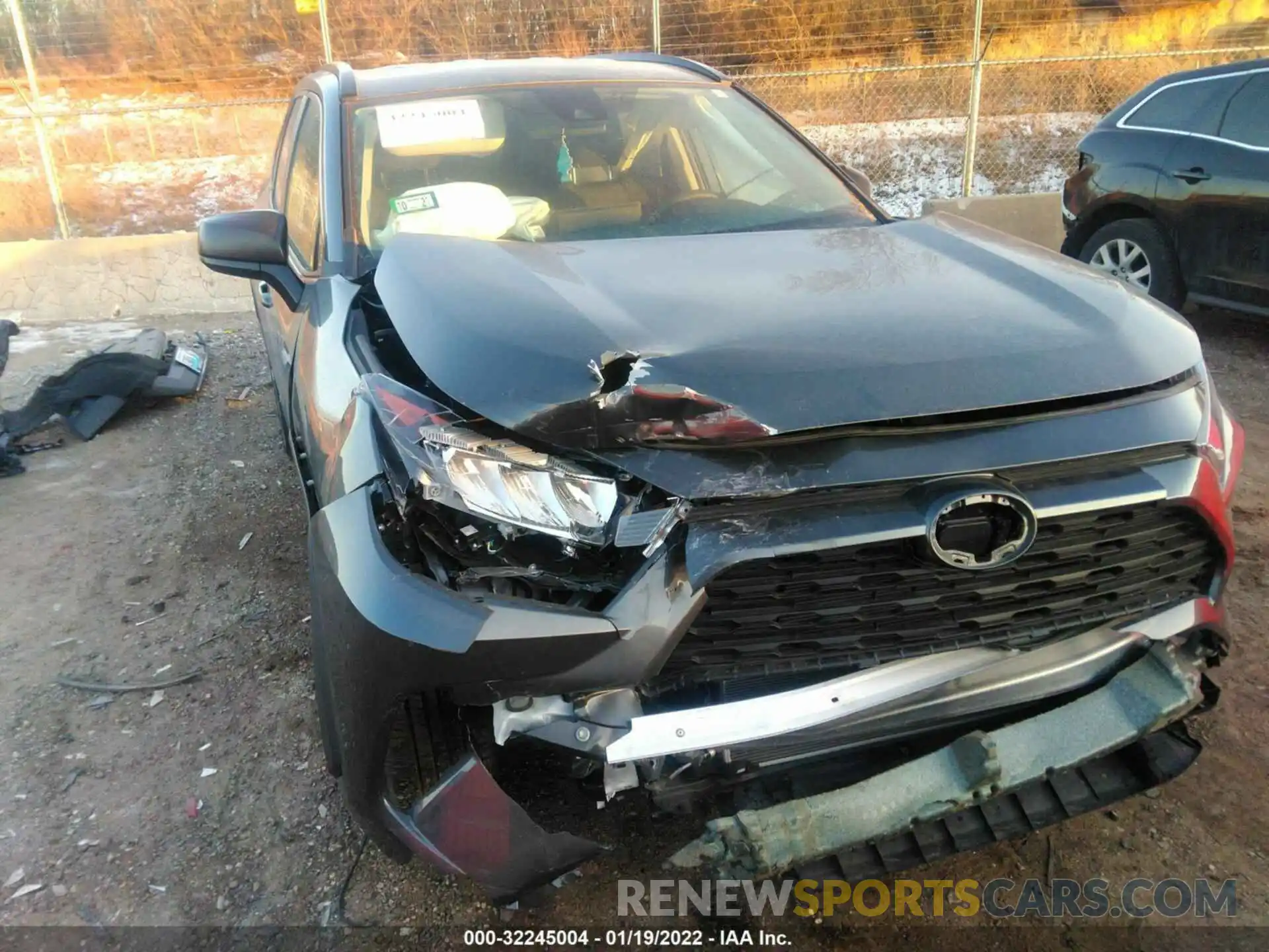 6 Photograph of a damaged car 2T3F1RFV3MC185534 TOYOTA RAV4 2021