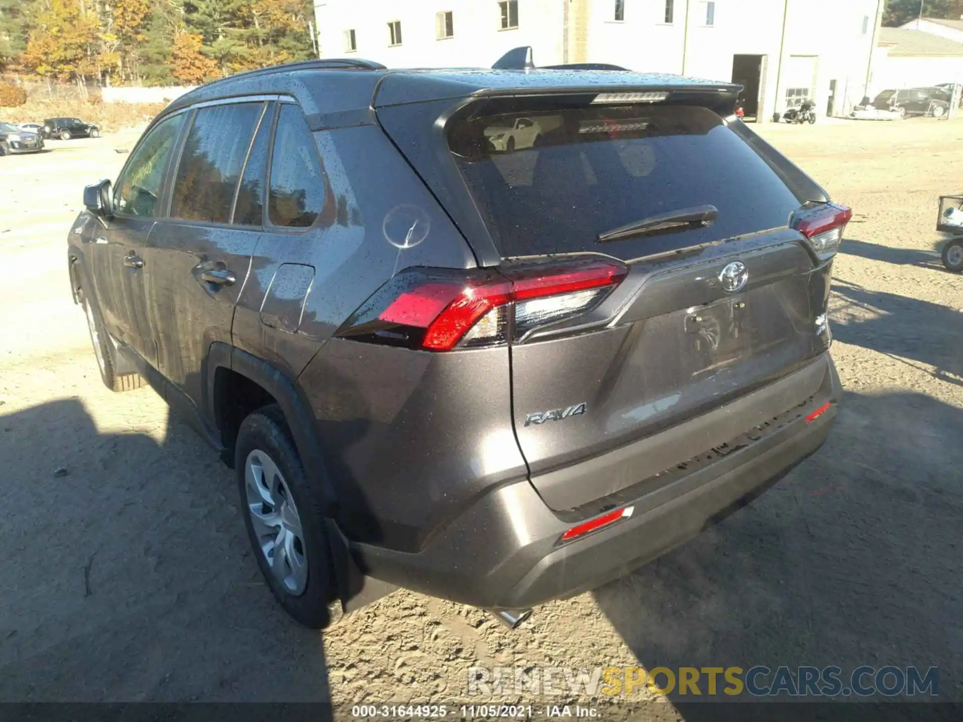 3 Photograph of a damaged car 2T3F1RFV3MC211260 TOYOTA RAV4 2021