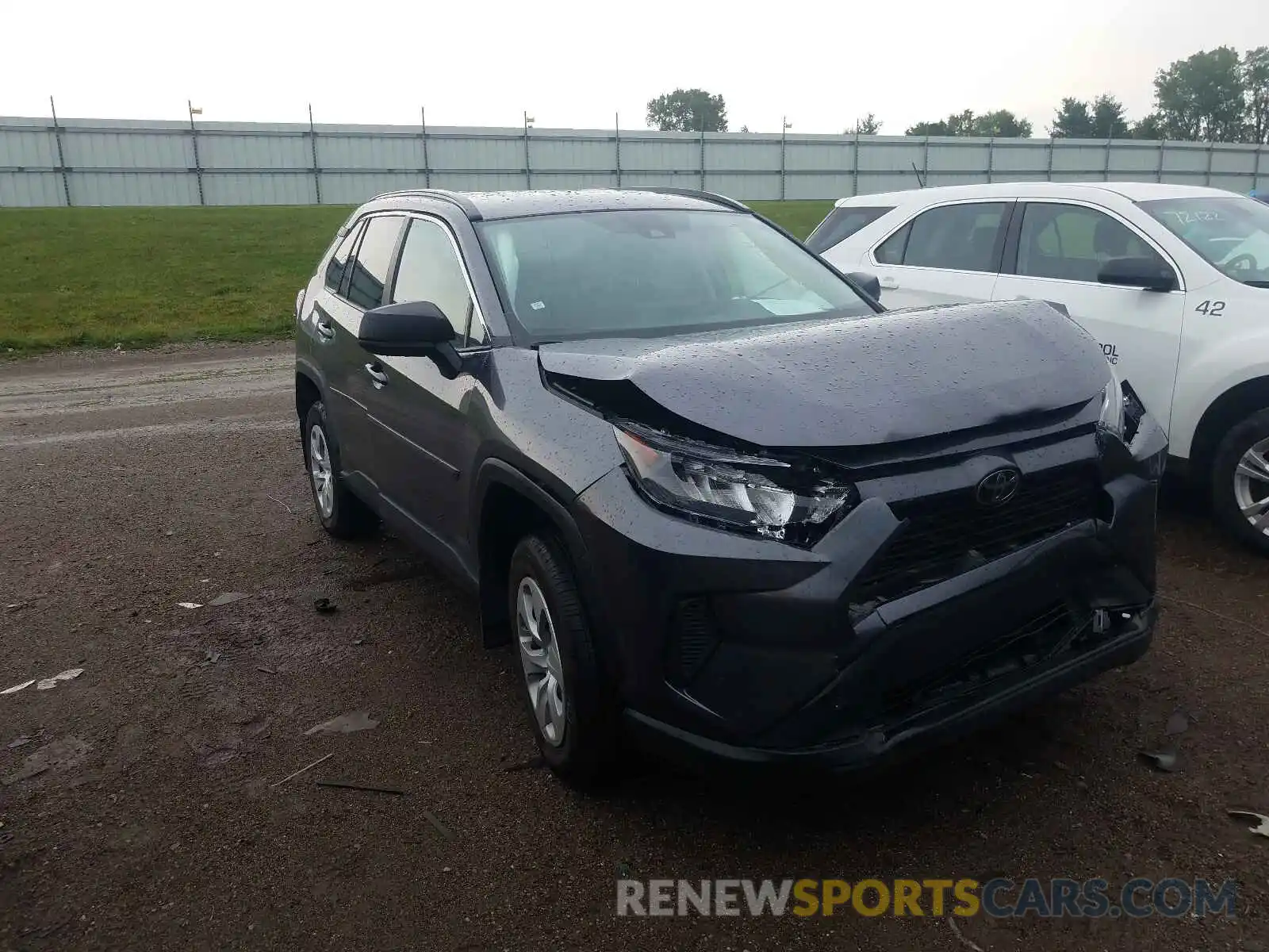 1 Photograph of a damaged car 2T3F1RFV3MC225207 TOYOTA RAV4 2021