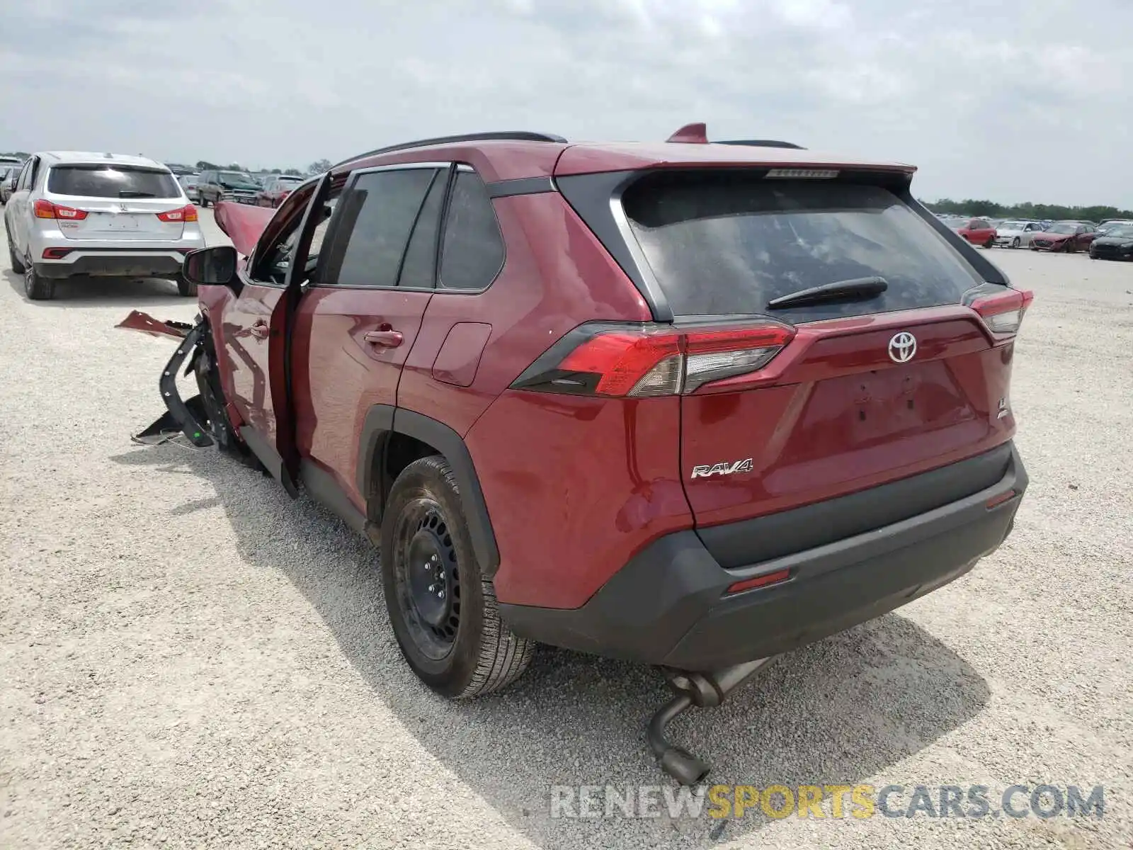 3 Photograph of a damaged car 2T3F1RFV3MW166240 TOYOTA RAV4 2021