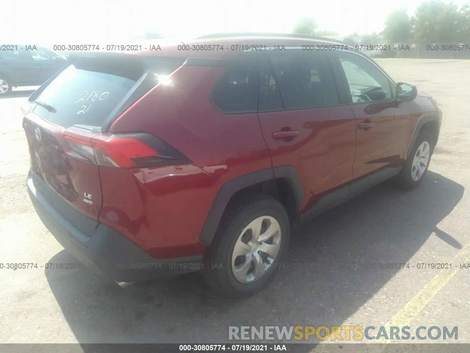 4 Photograph of a damaged car 2T3F1RFV3MW184849 TOYOTA RAV4 2021