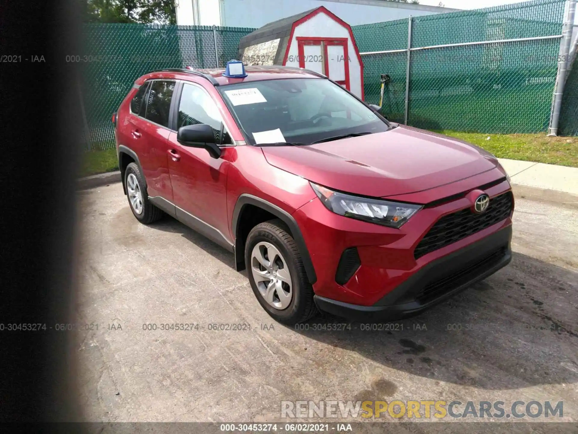 1 Photograph of a damaged car 2T3F1RFV3MW189081 TOYOTA RAV4 2021