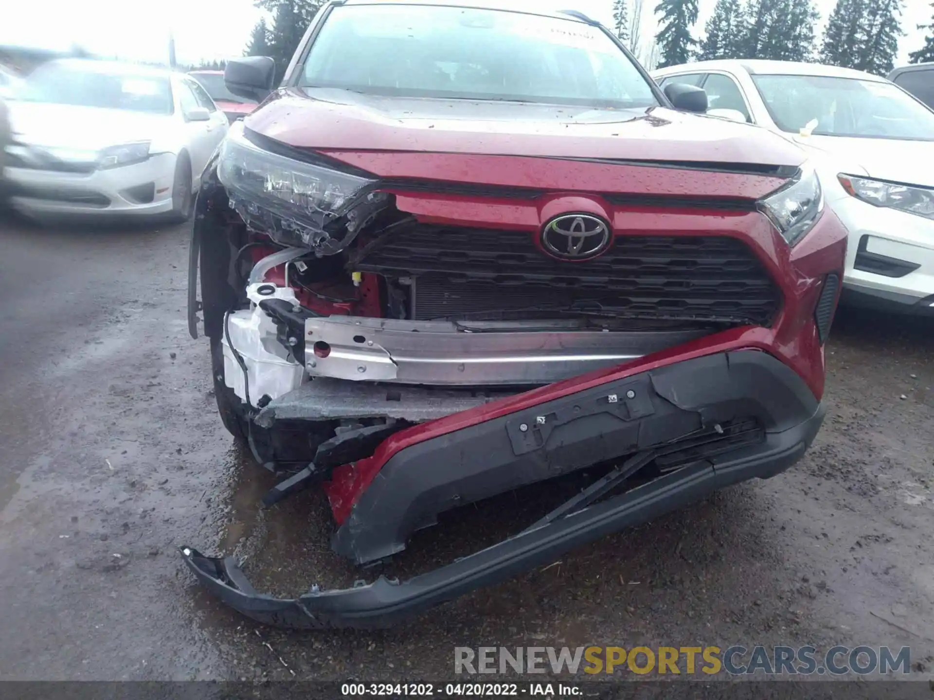 6 Photograph of a damaged car 2T3F1RFV3MW194104 TOYOTA RAV4 2021