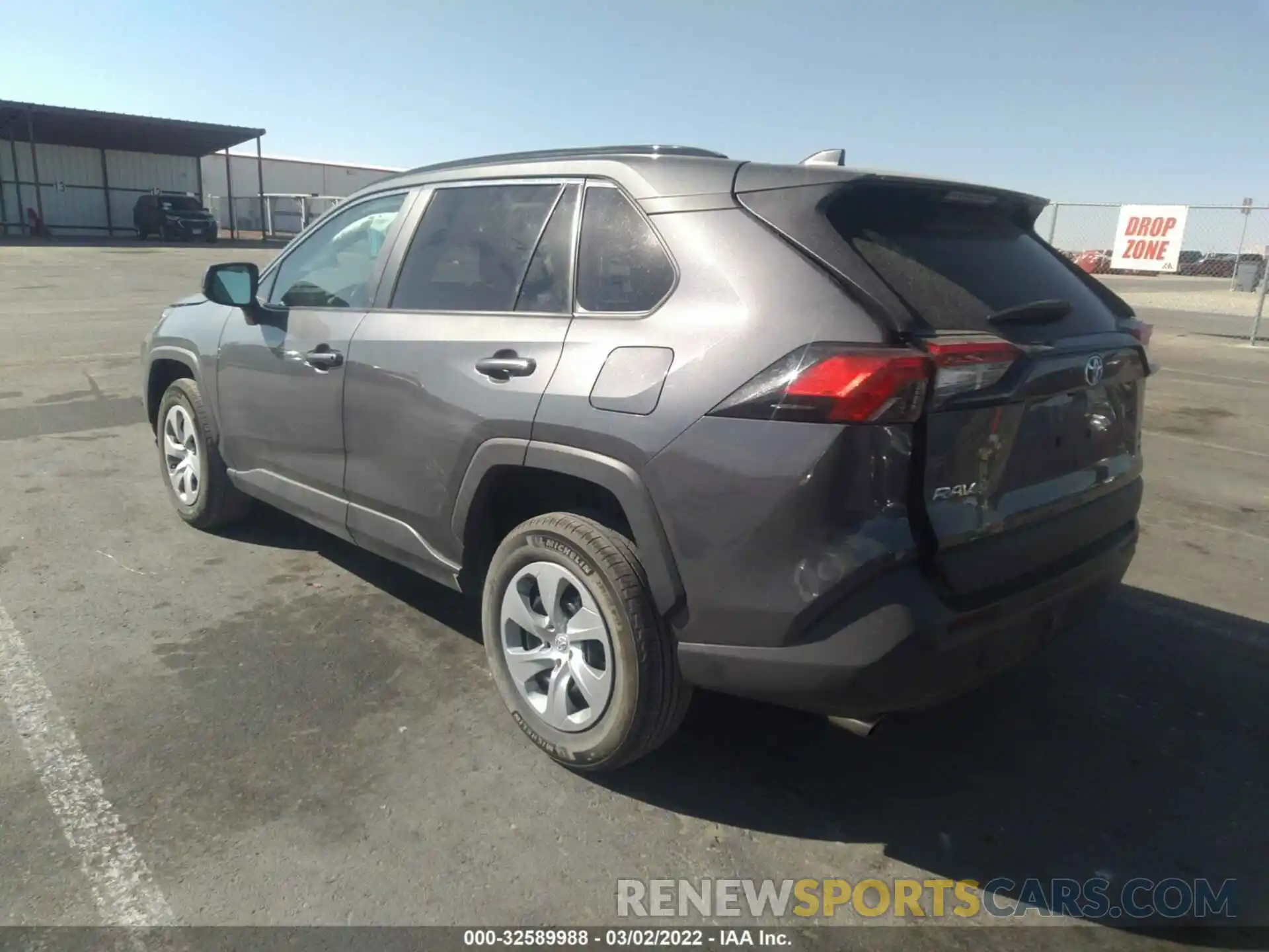 3 Photograph of a damaged car 2T3F1RFV3MW203691 TOYOTA RAV4 2021