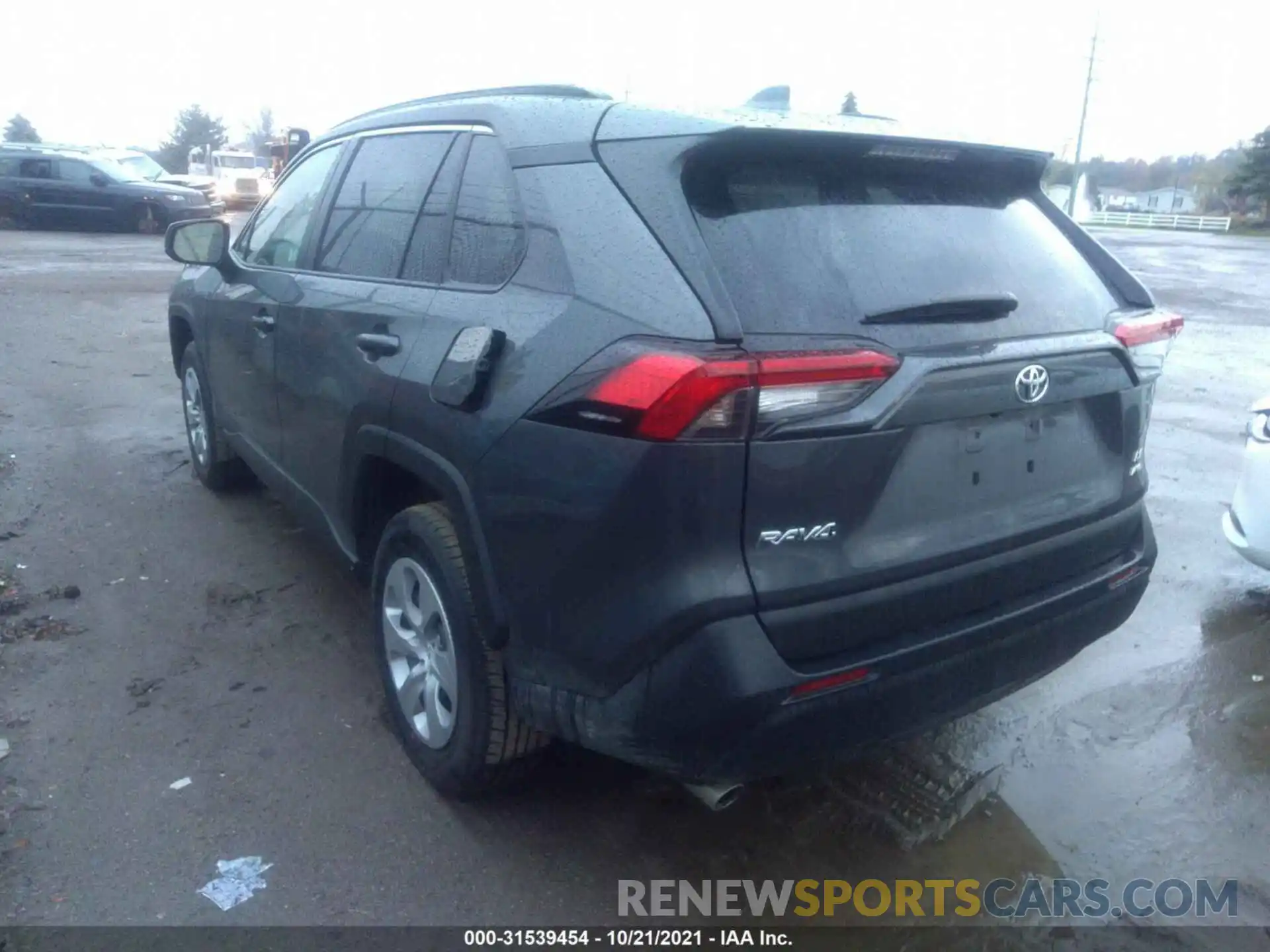 3 Photograph of a damaged car 2T3F1RFV3MW204548 TOYOTA RAV4 2021