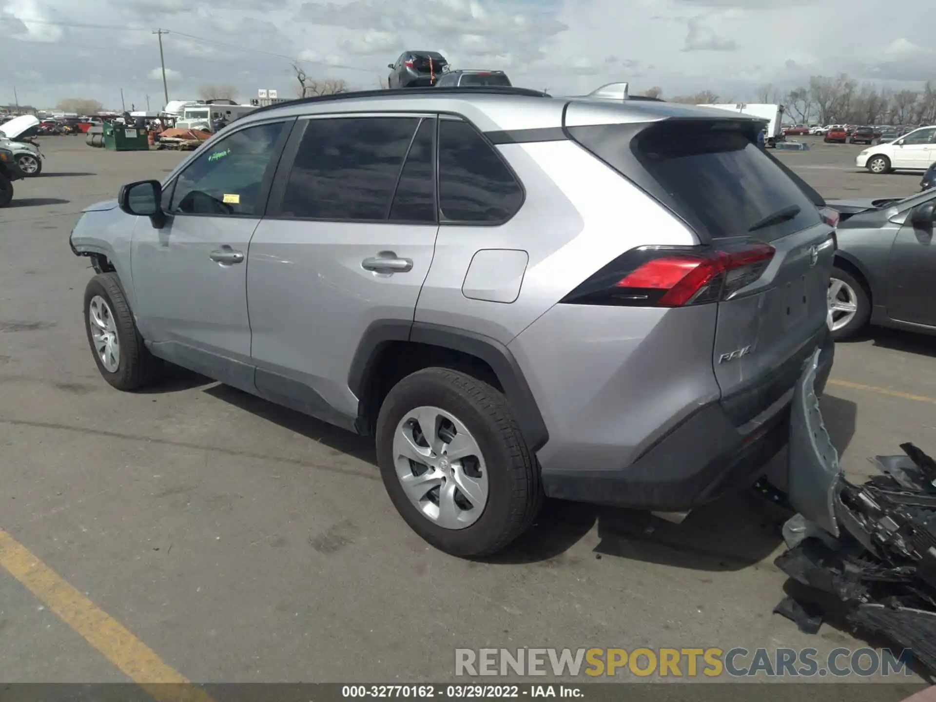 3 Photograph of a damaged car 2T3F1RFV3MW216845 TOYOTA RAV4 2021